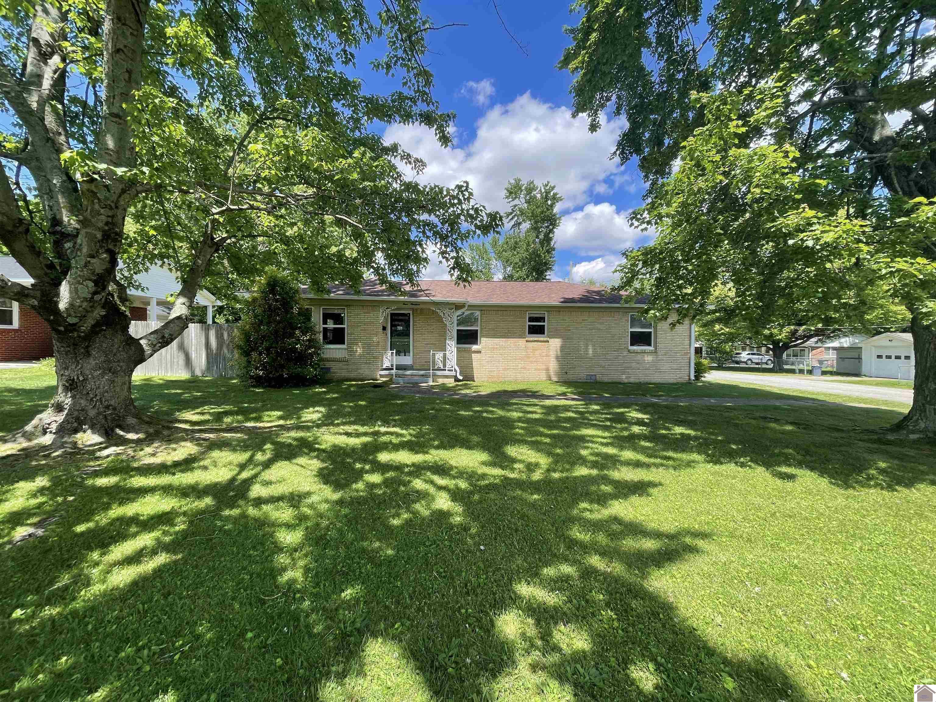419 Central Avenue Property Photo 1
