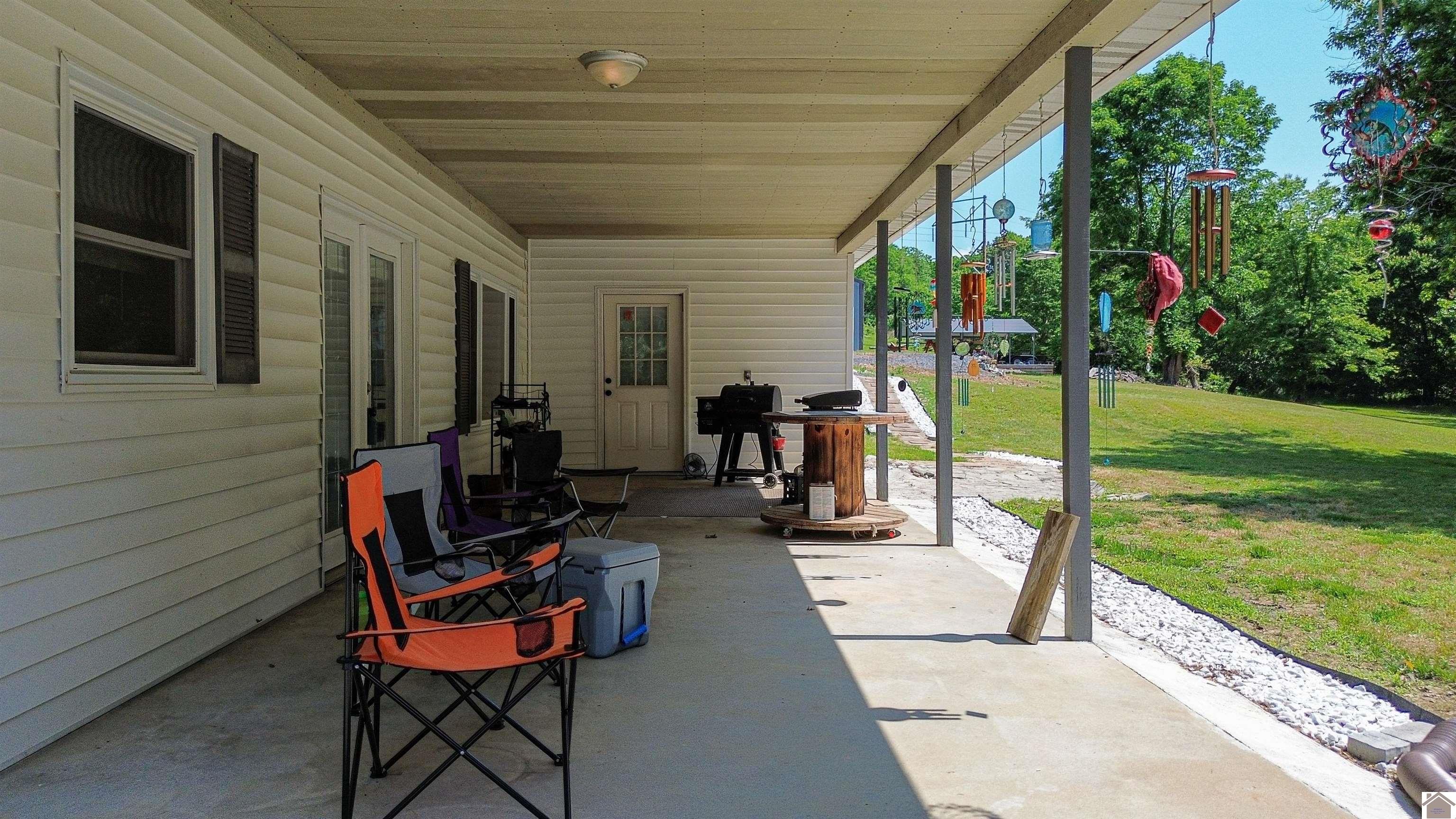 771 Paradise Road Property Photo 2