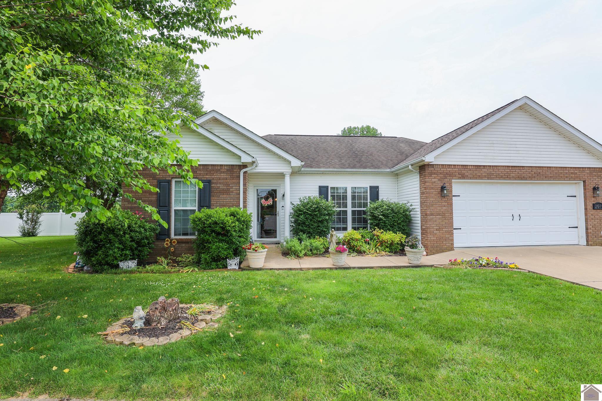 2640 Legends Drive Property Photo 1