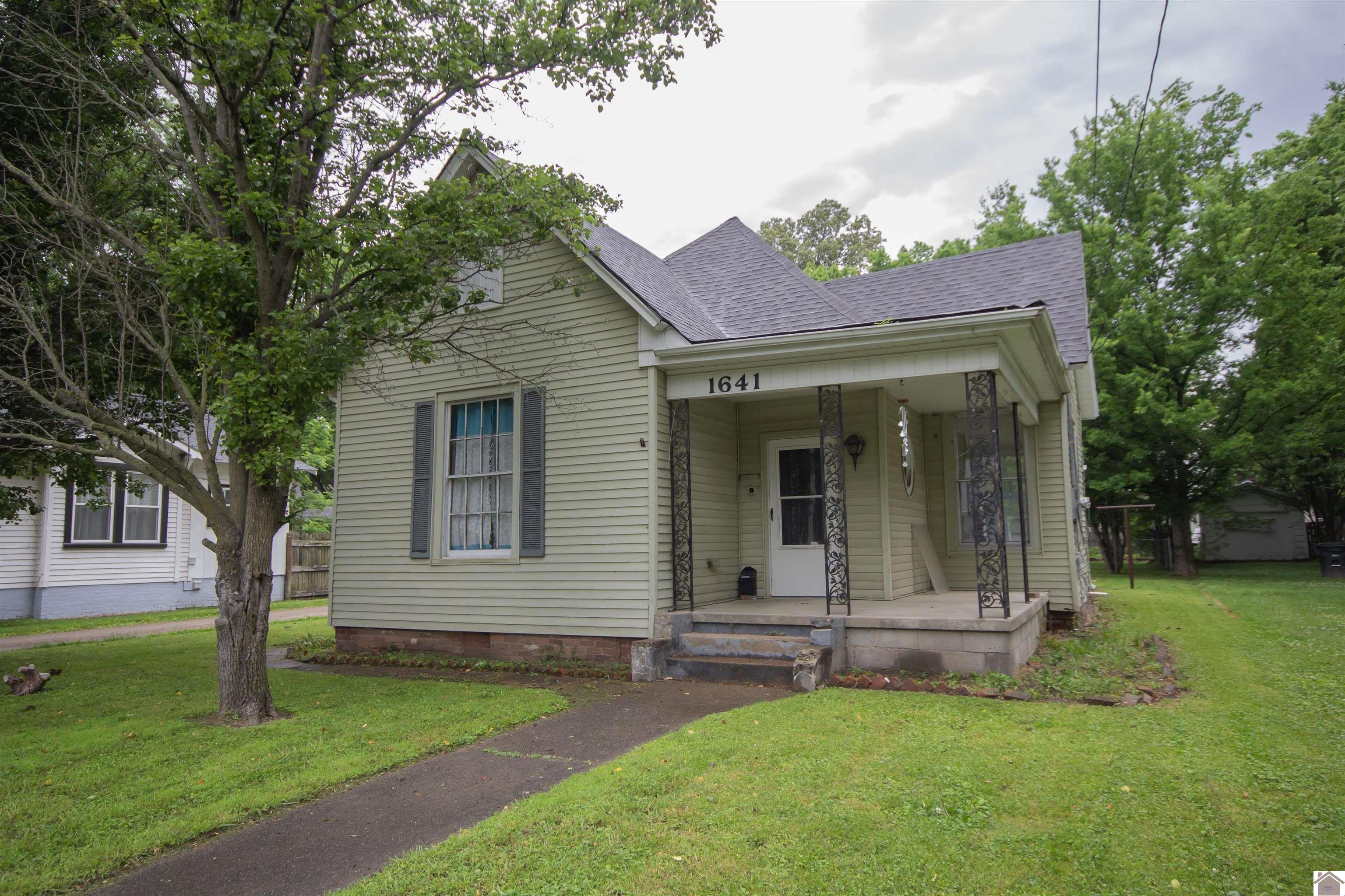 1641 Harrison Property Photo 1
