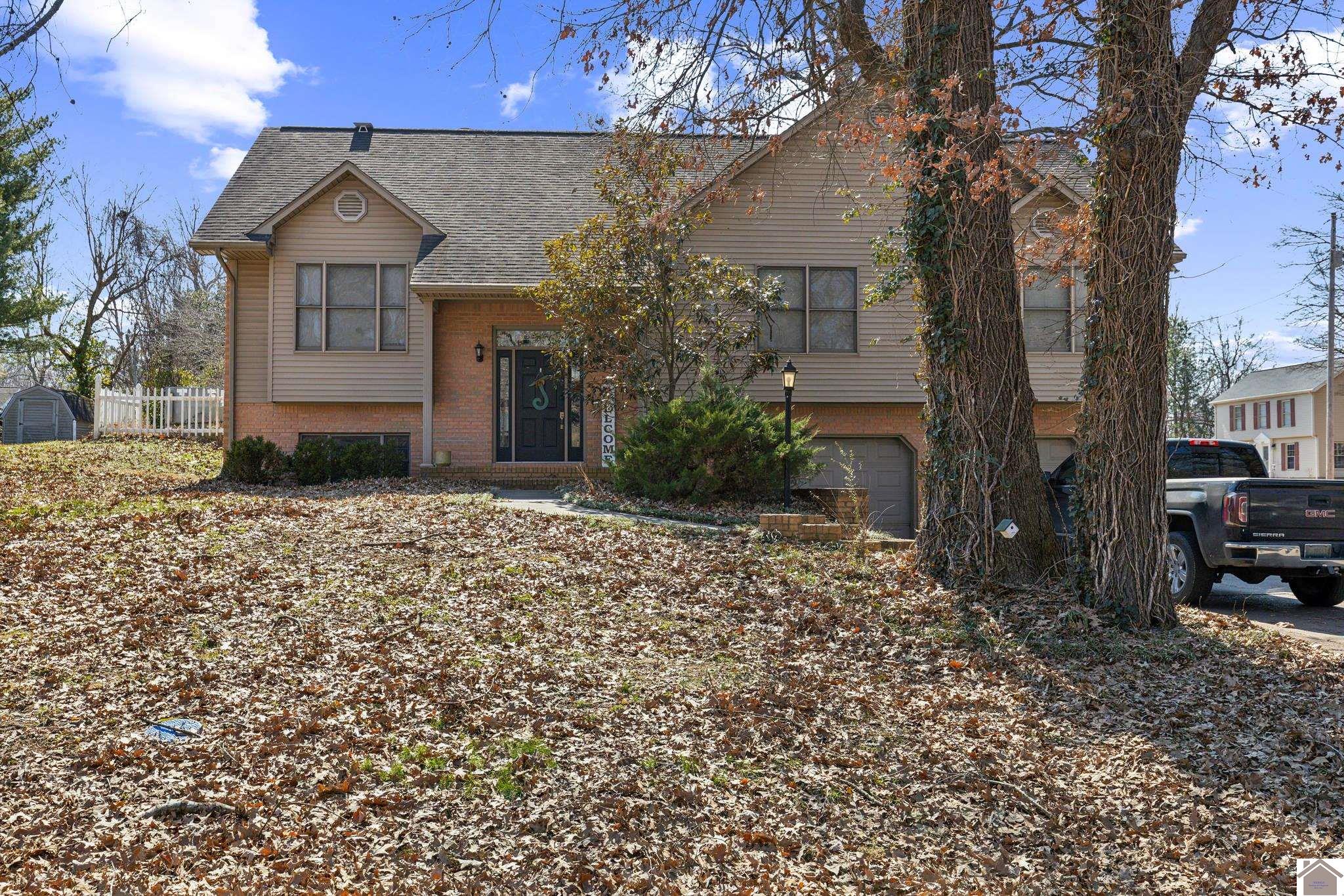4360 Maywood Dr Property Photo 1