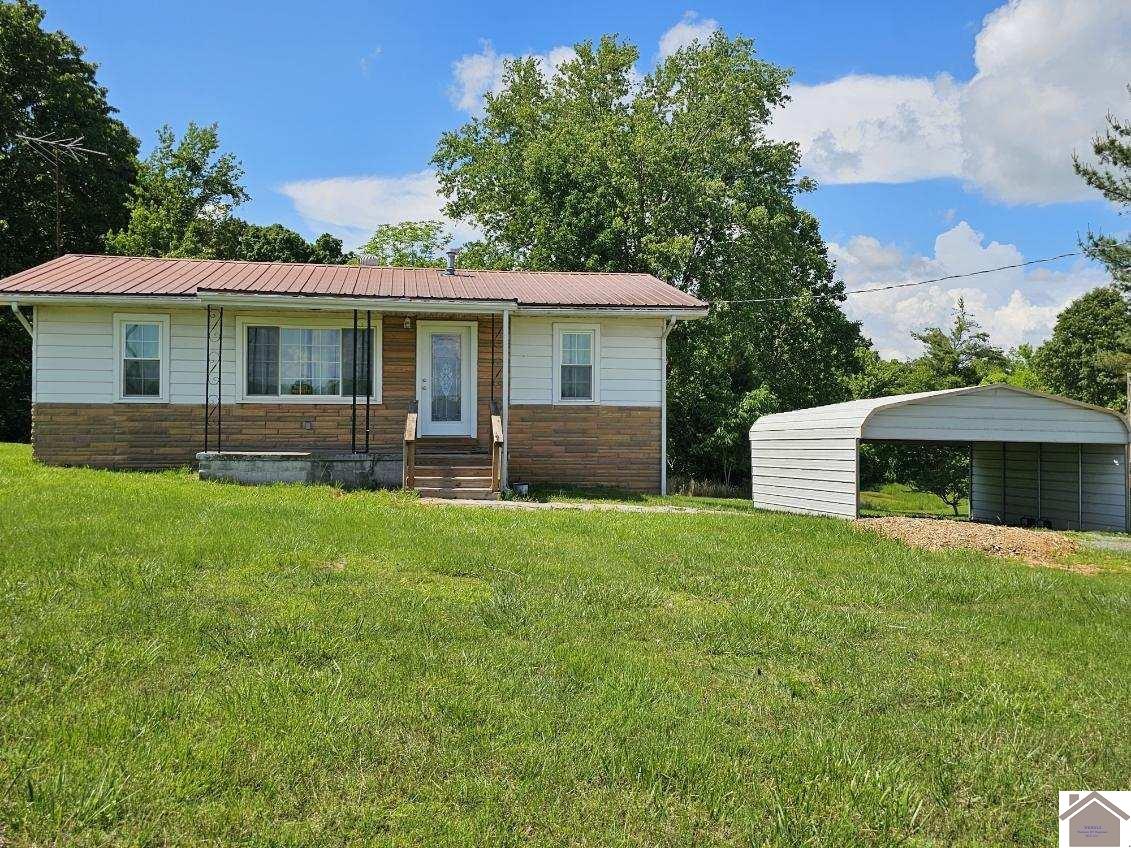 123 State Hwy 6017 Property Photo 1