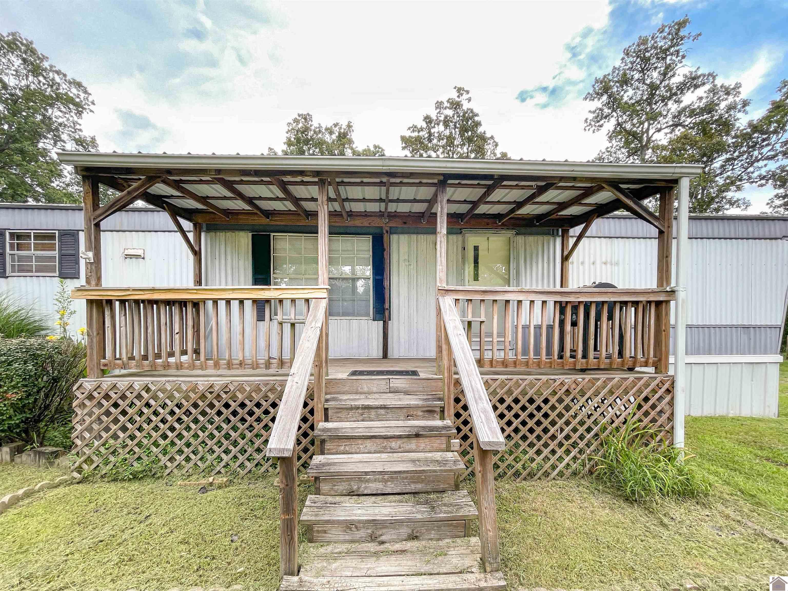651 Ky 810 S Property Photo 34