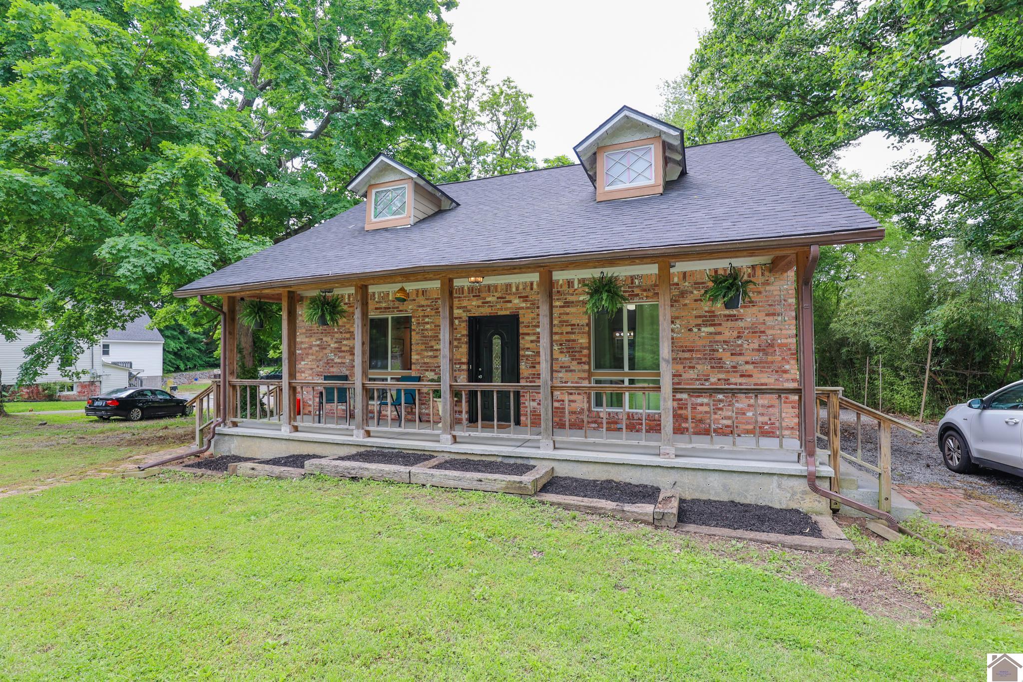 5223 Benton Rd Property Photo 1