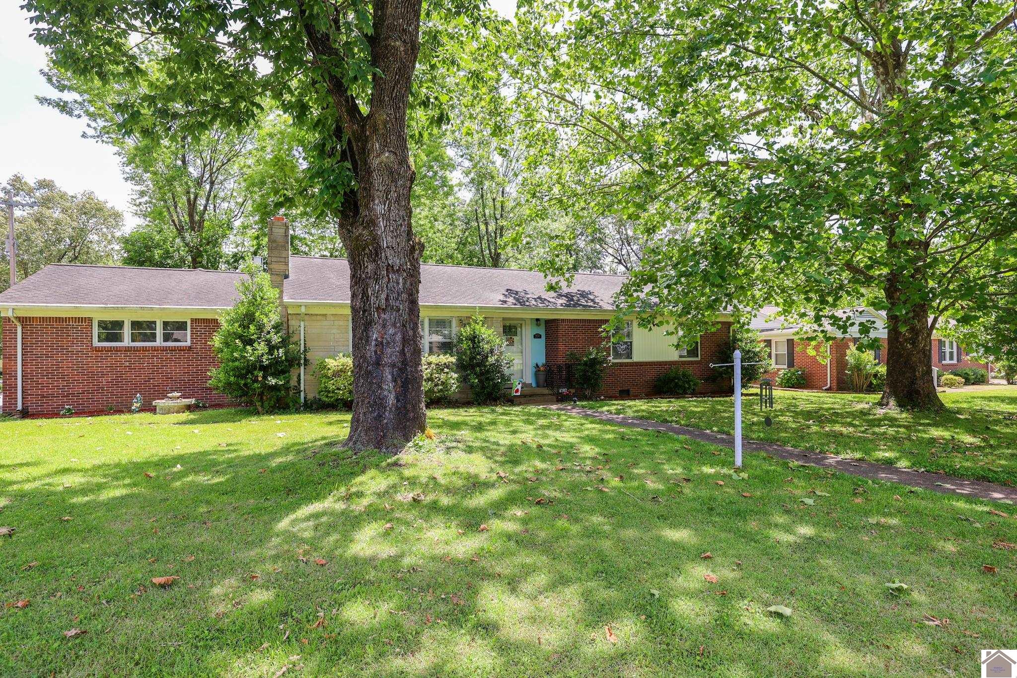 4702 Buckner Lane Property Photo 1