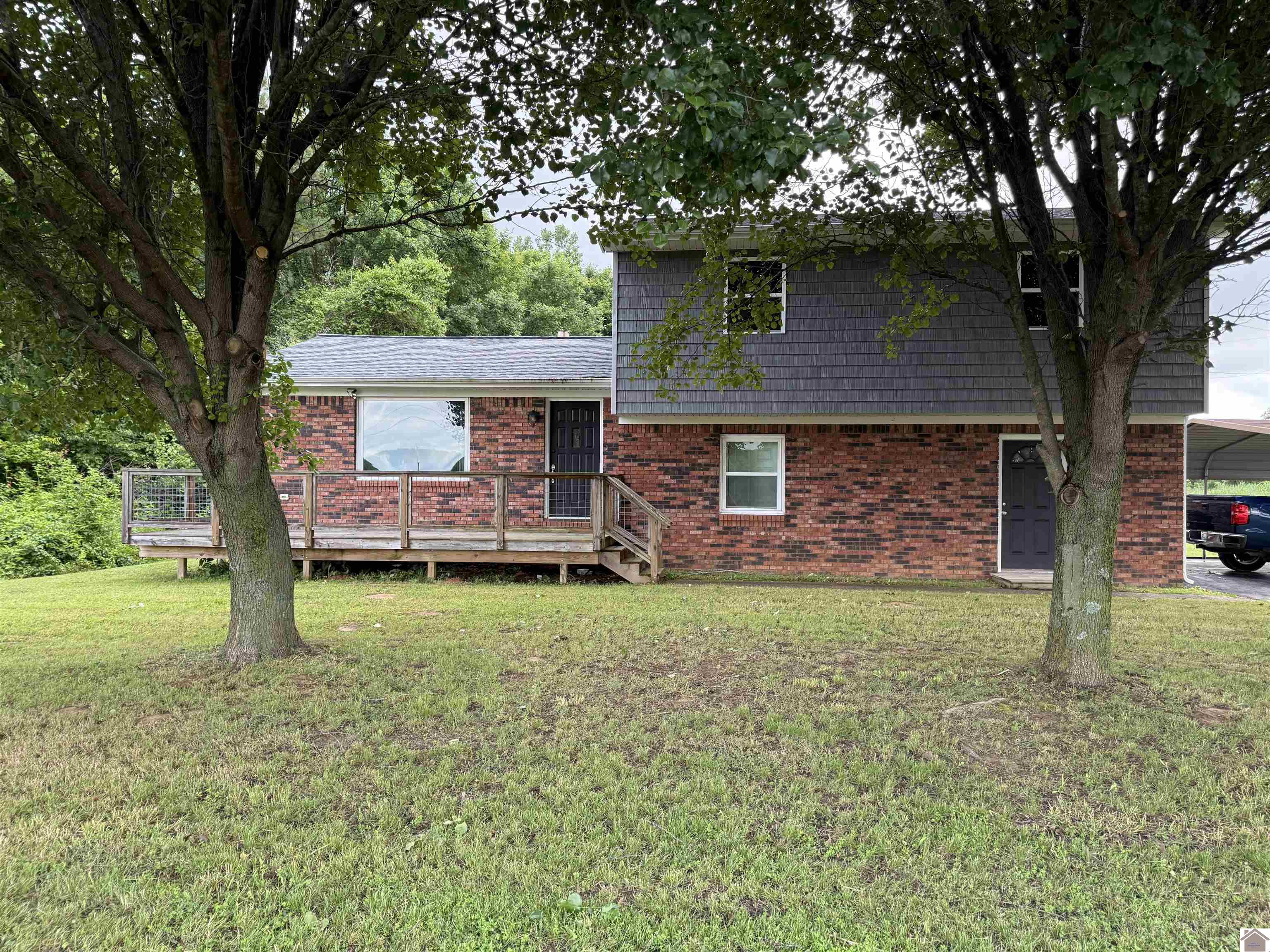 7740 Old Mayfield Rd Property Photo 1