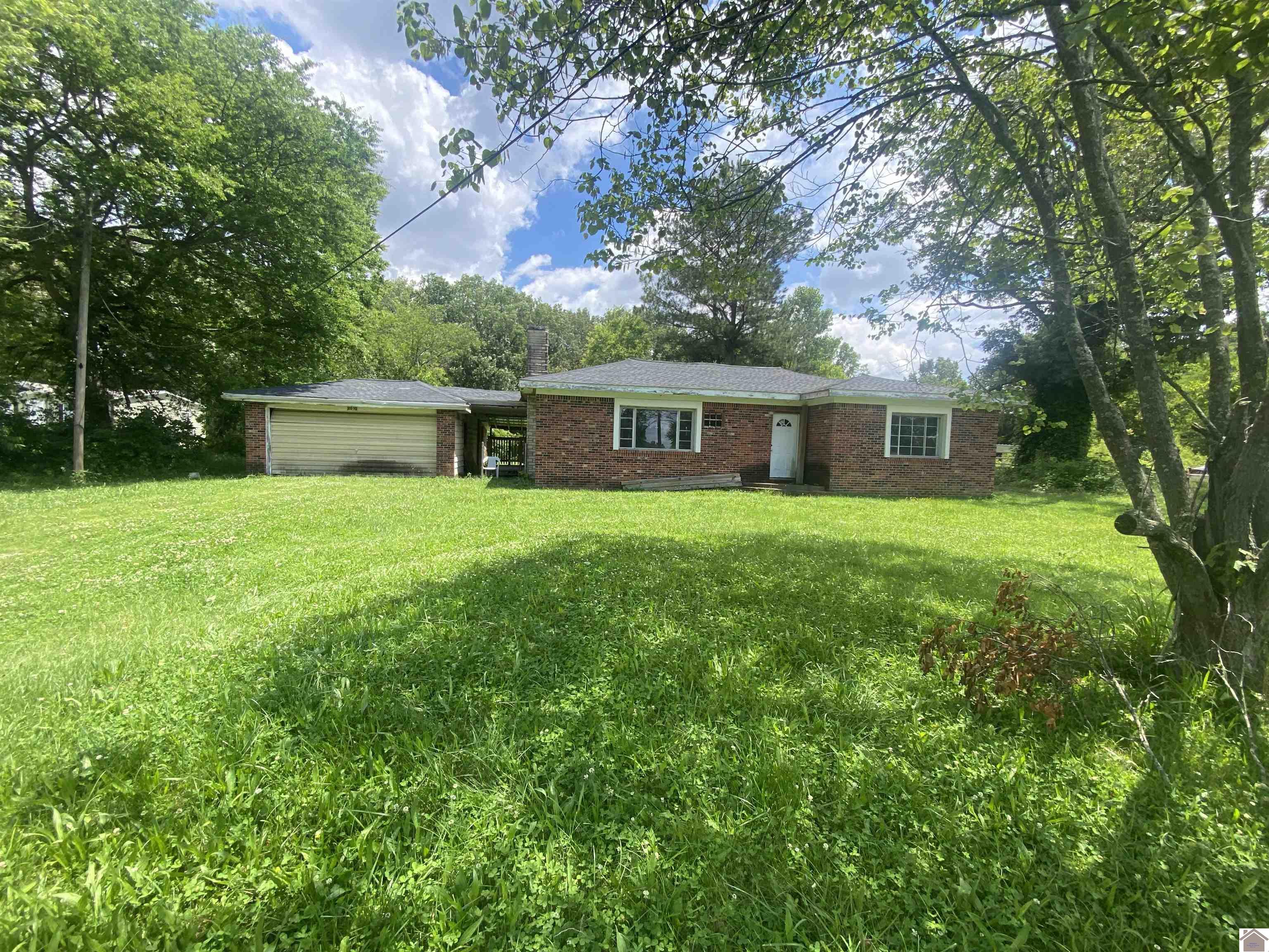 2010 Husband Road Property Photo 1