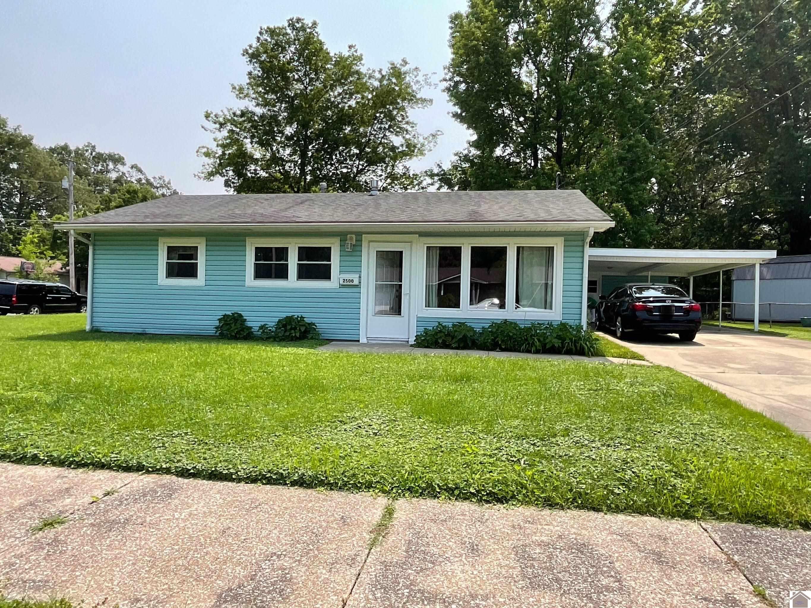 2500 Alabama St Property Photo 1