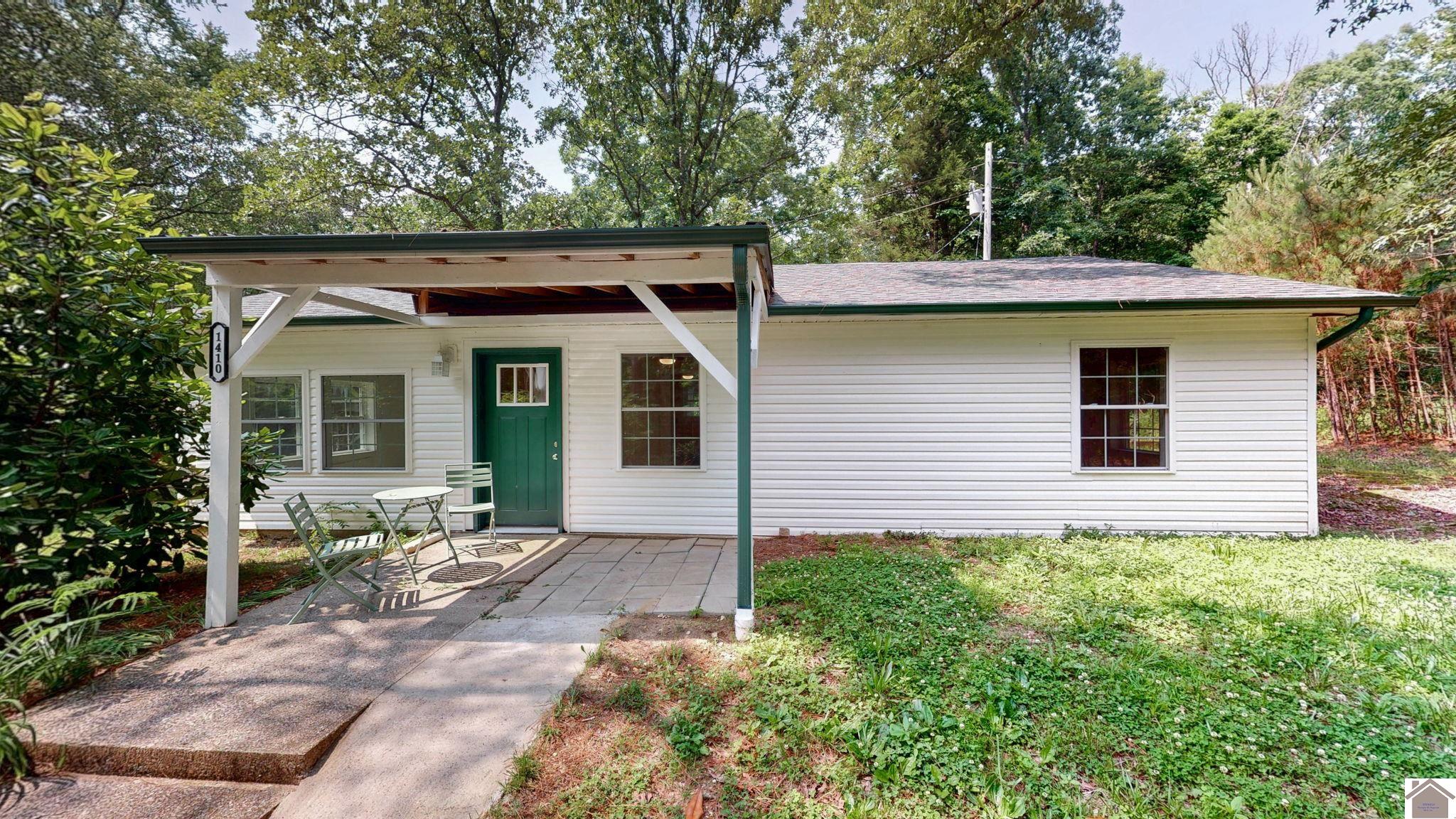 1410 Kline Trail Property Photo 1