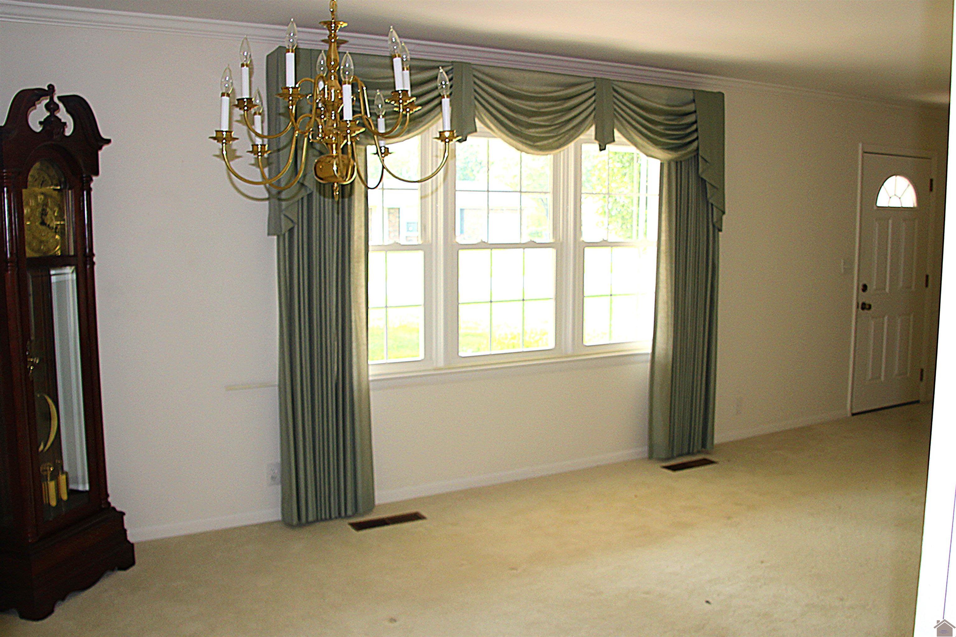 156 Albany Property Photo 2