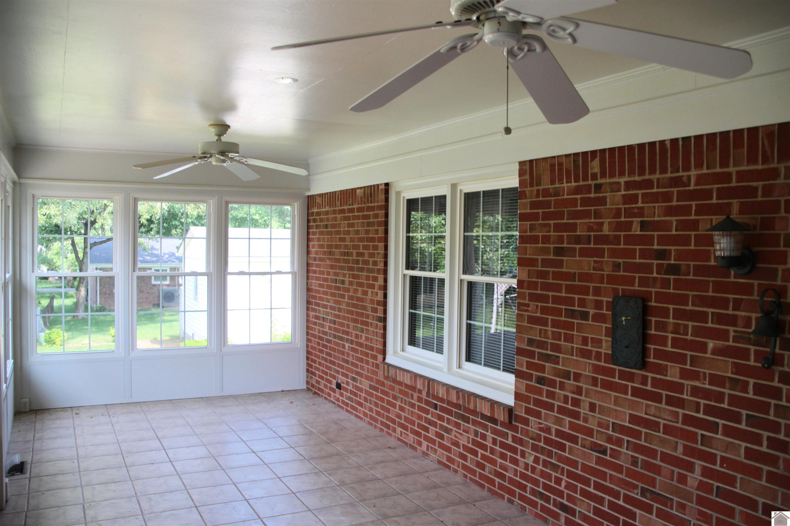 156 Albany Property Photo 17