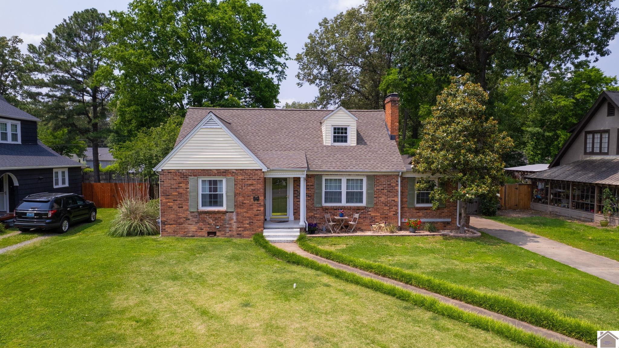 2539 Jefferson St. Property Photo 1