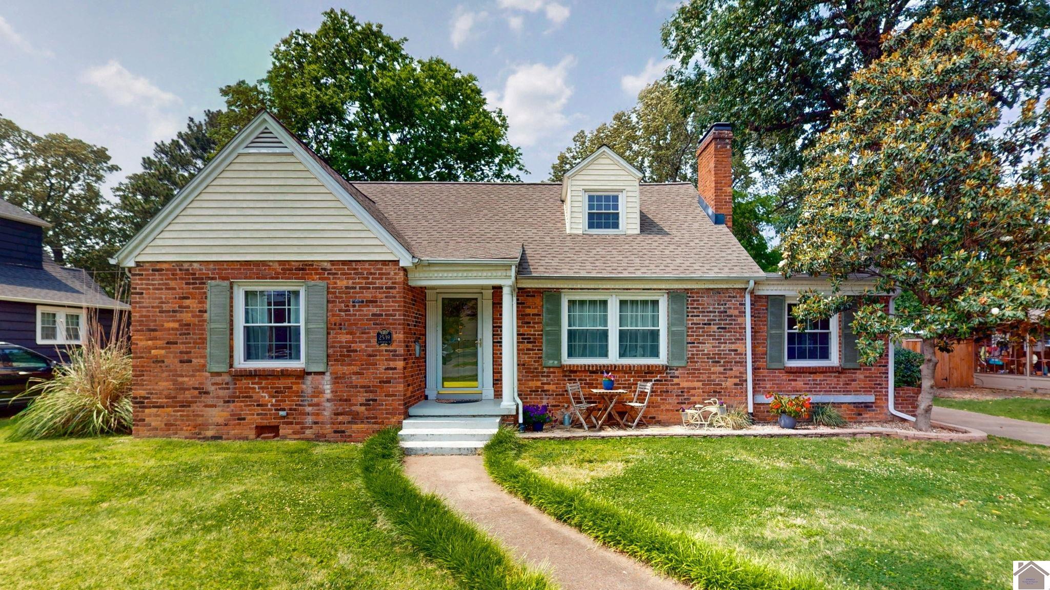 2539 Jefferson St. Property Photo 4