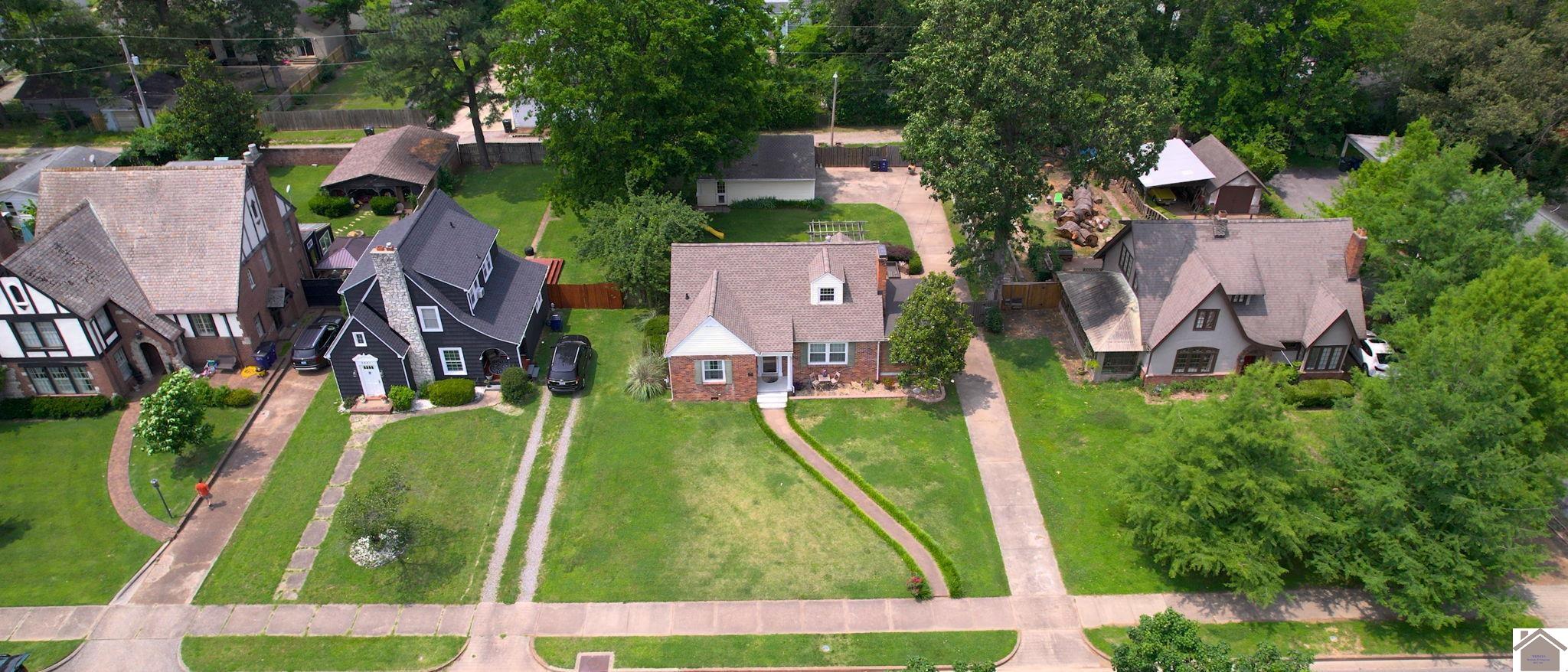 2539 Jefferson St. Property Photo 6