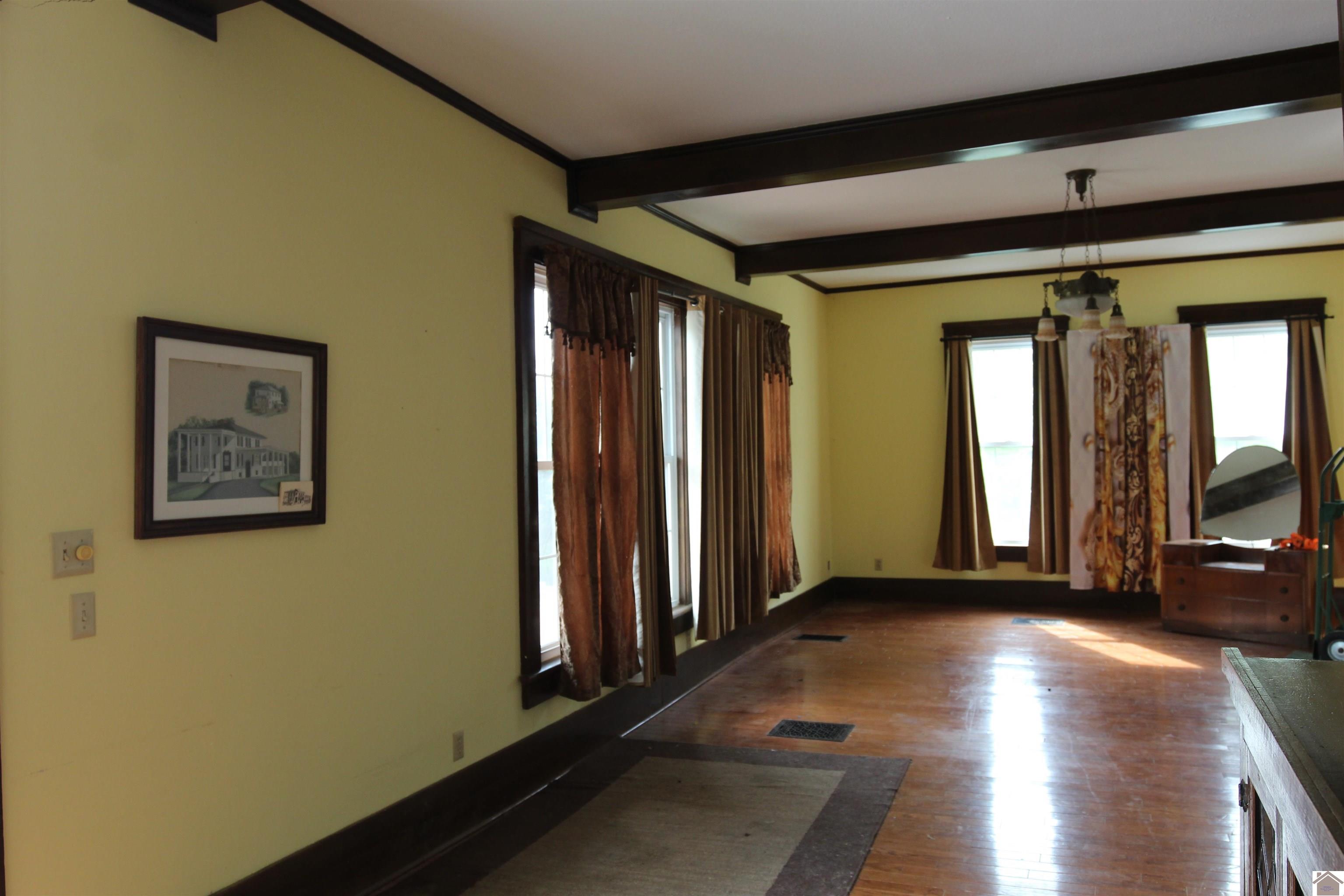 203 Court St. Property Photo 9
