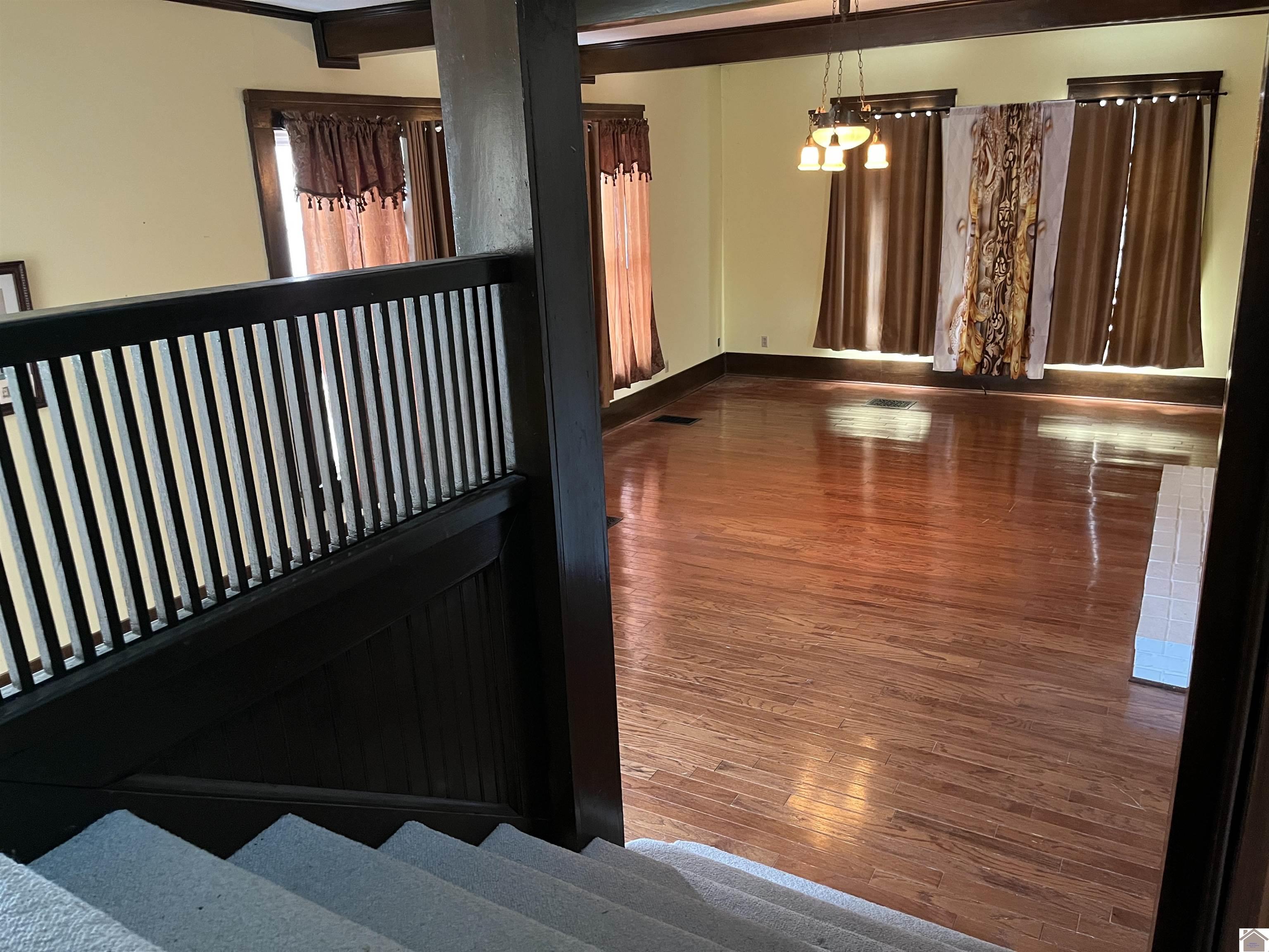 203 Court St. Property Photo 11