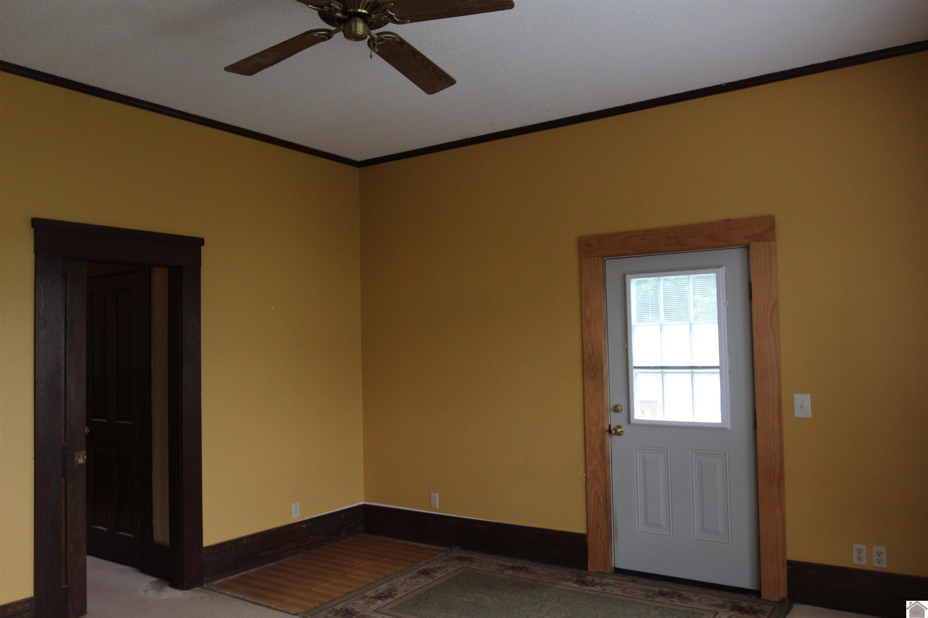 203 Court St. Property Photo 22