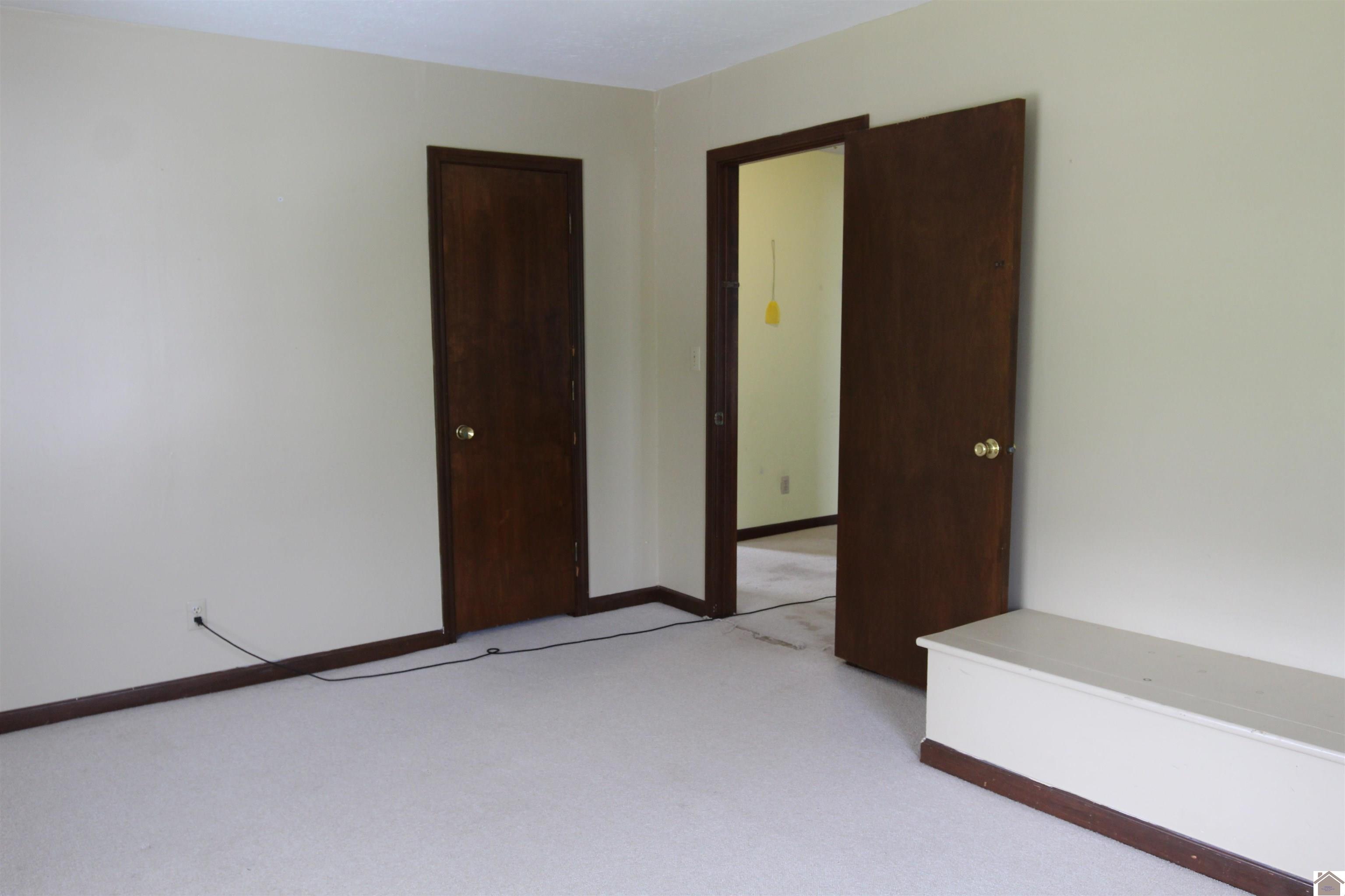 203 Court St. Property Photo 26