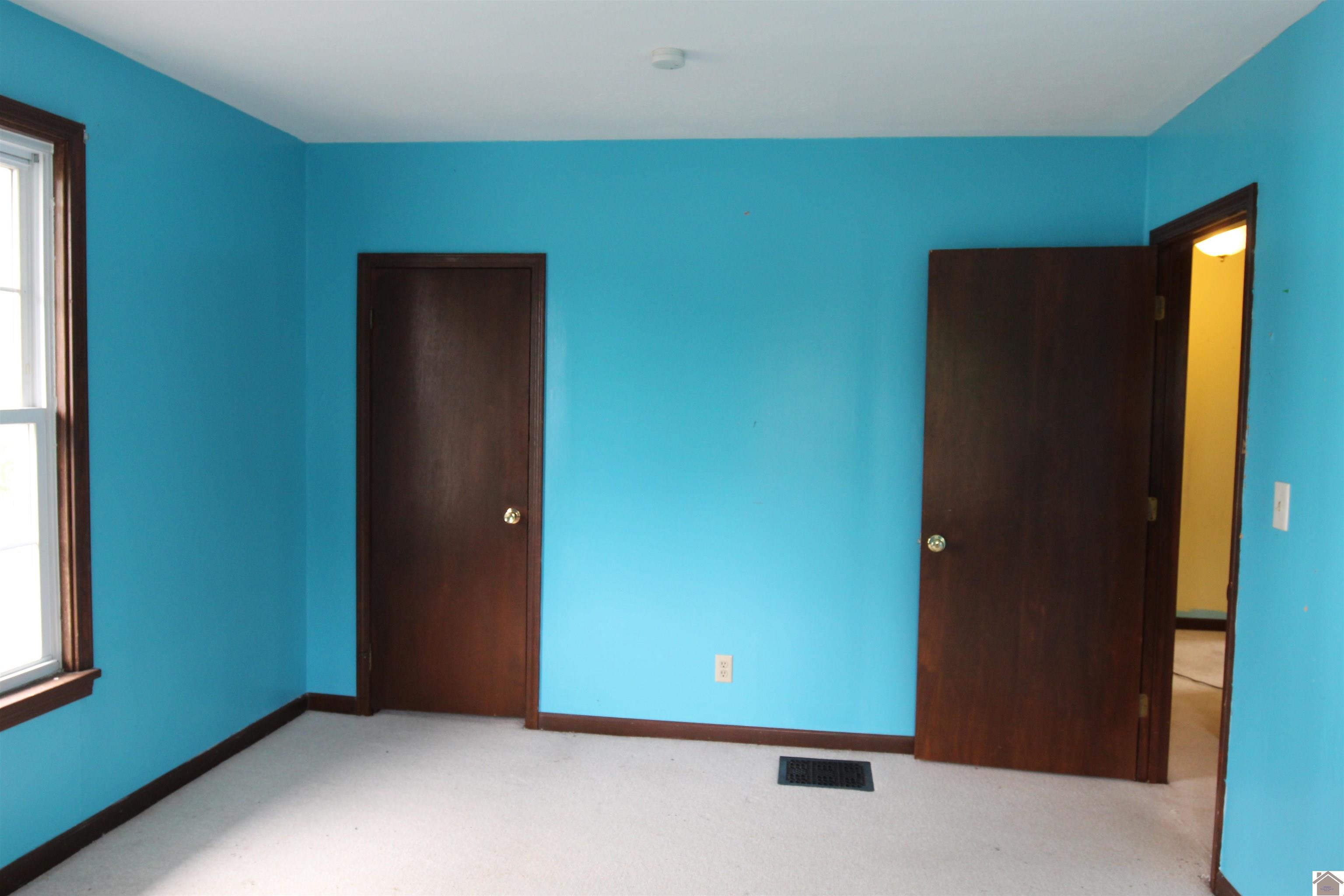 203 Court St. Property Photo 27