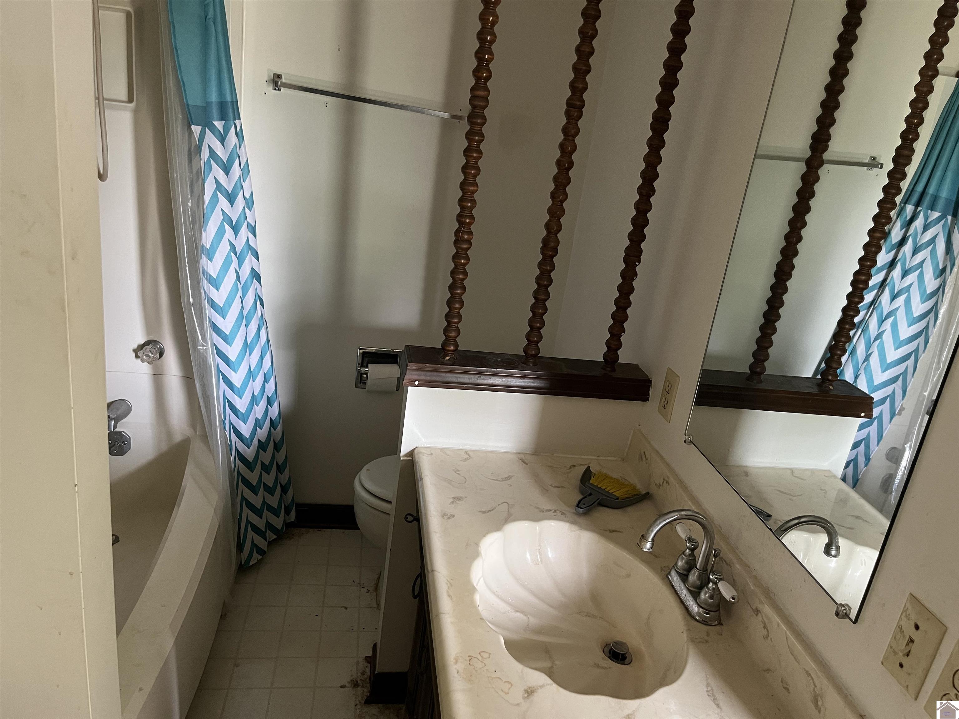 203 Court St. Property Photo 32