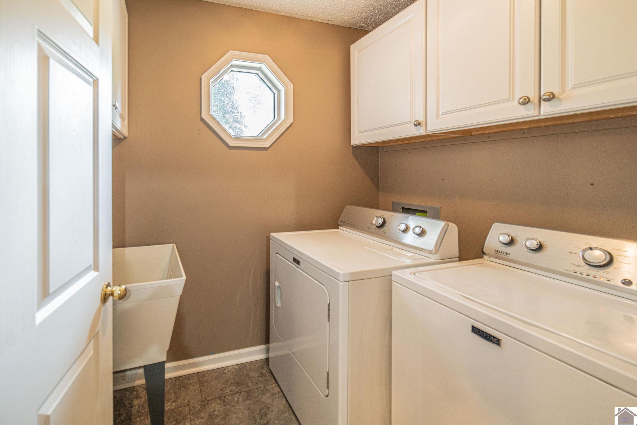 110 Downing Cove Property Photo 20