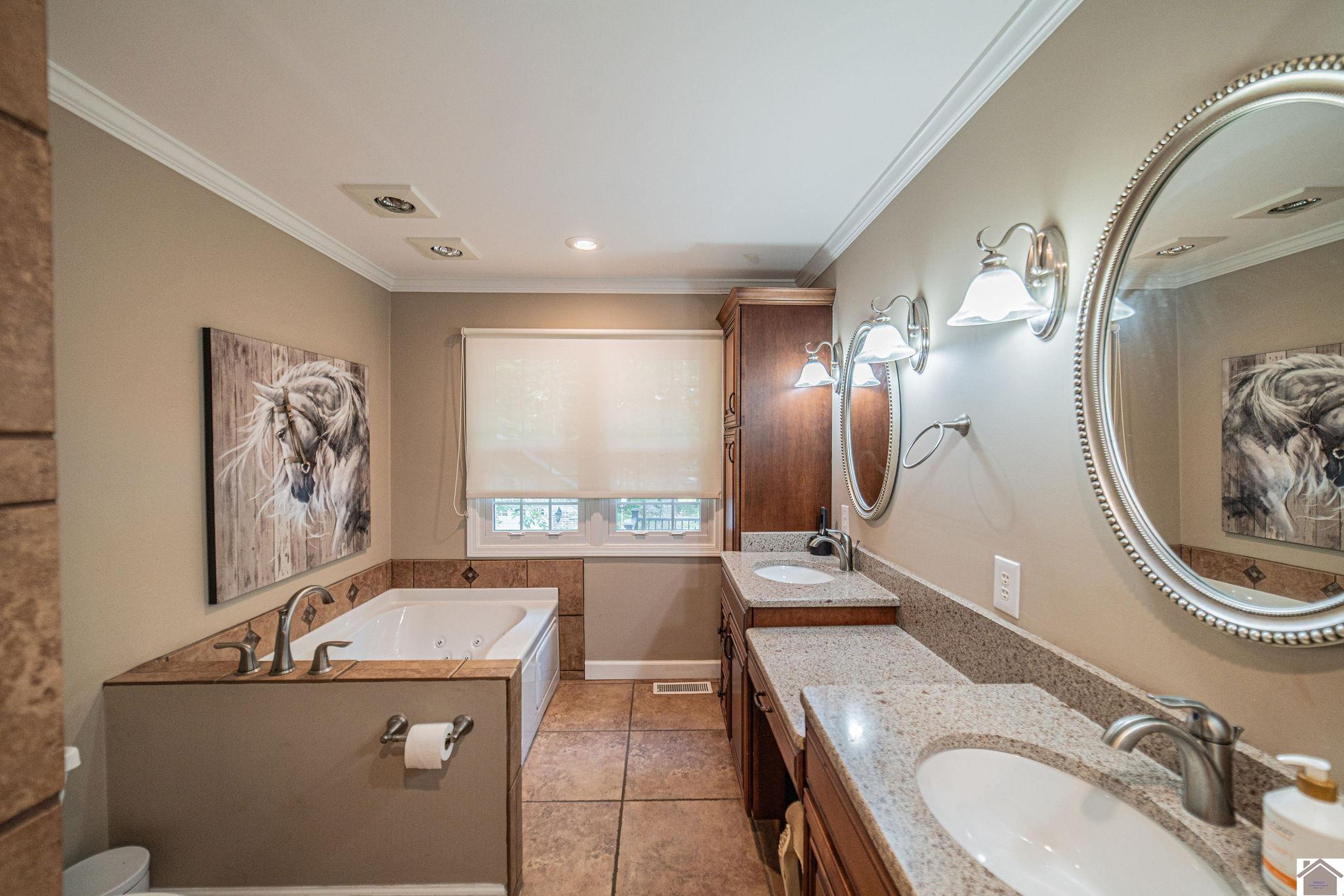 110 Downing Cove Property Photo 26