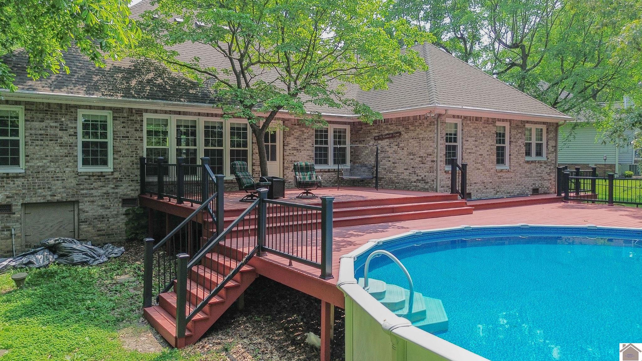 110 Downing Cove Property Photo 45