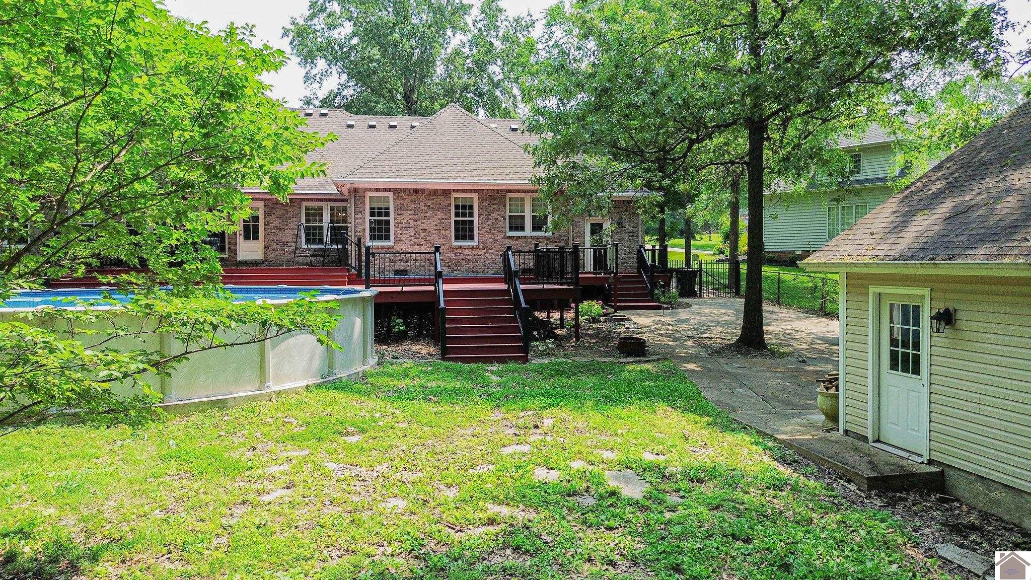 110 Downing Cove Property Photo 47