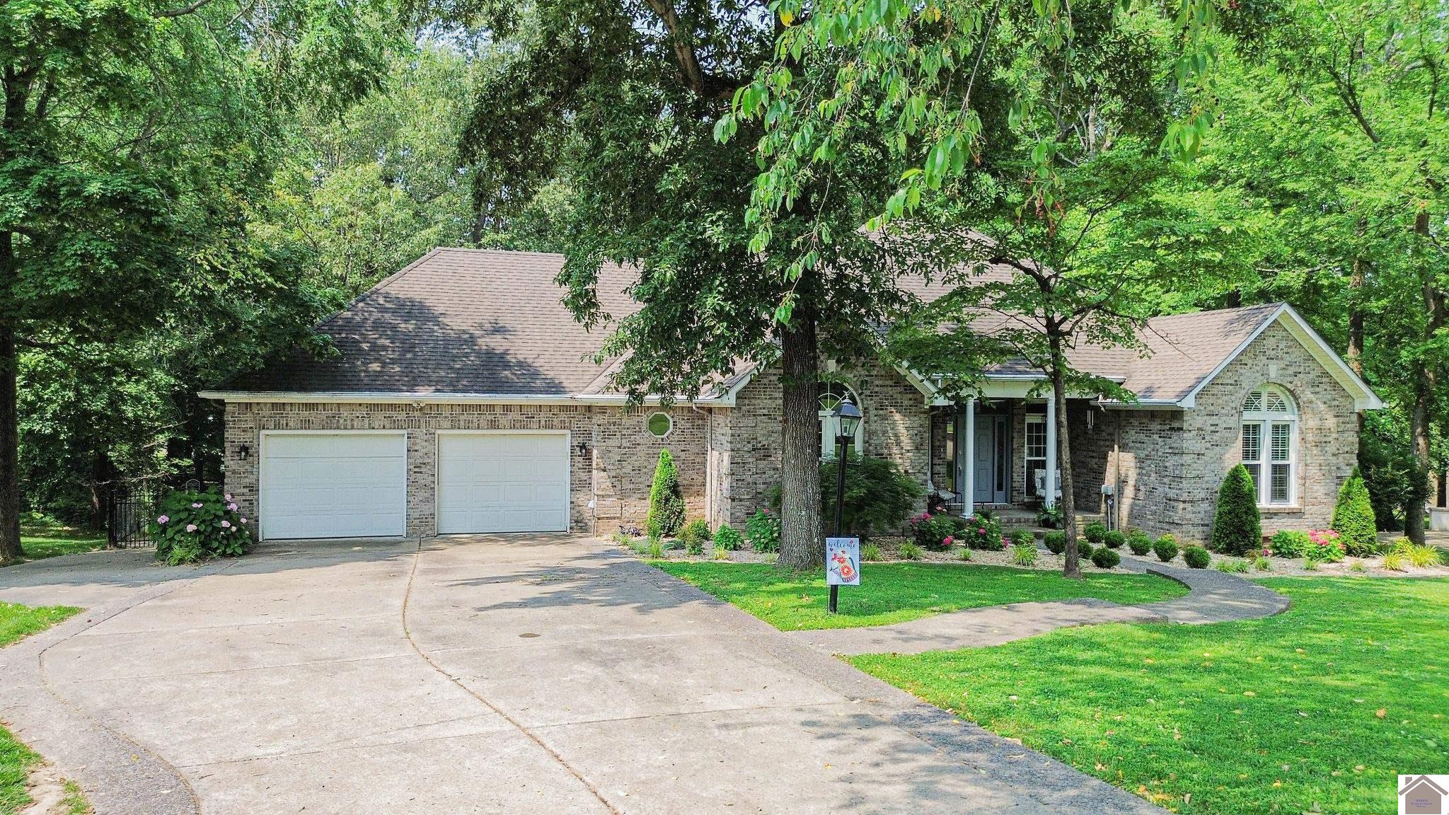 110 Downing Cove Property Photo 48
