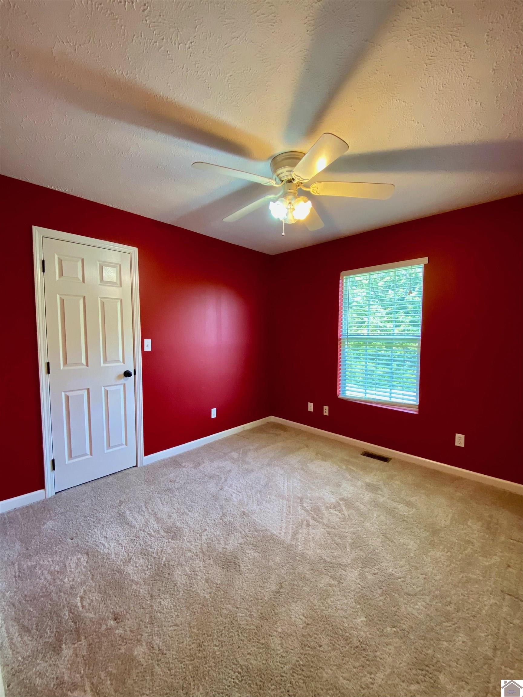 440 Sunrise Dr Property Photo 15