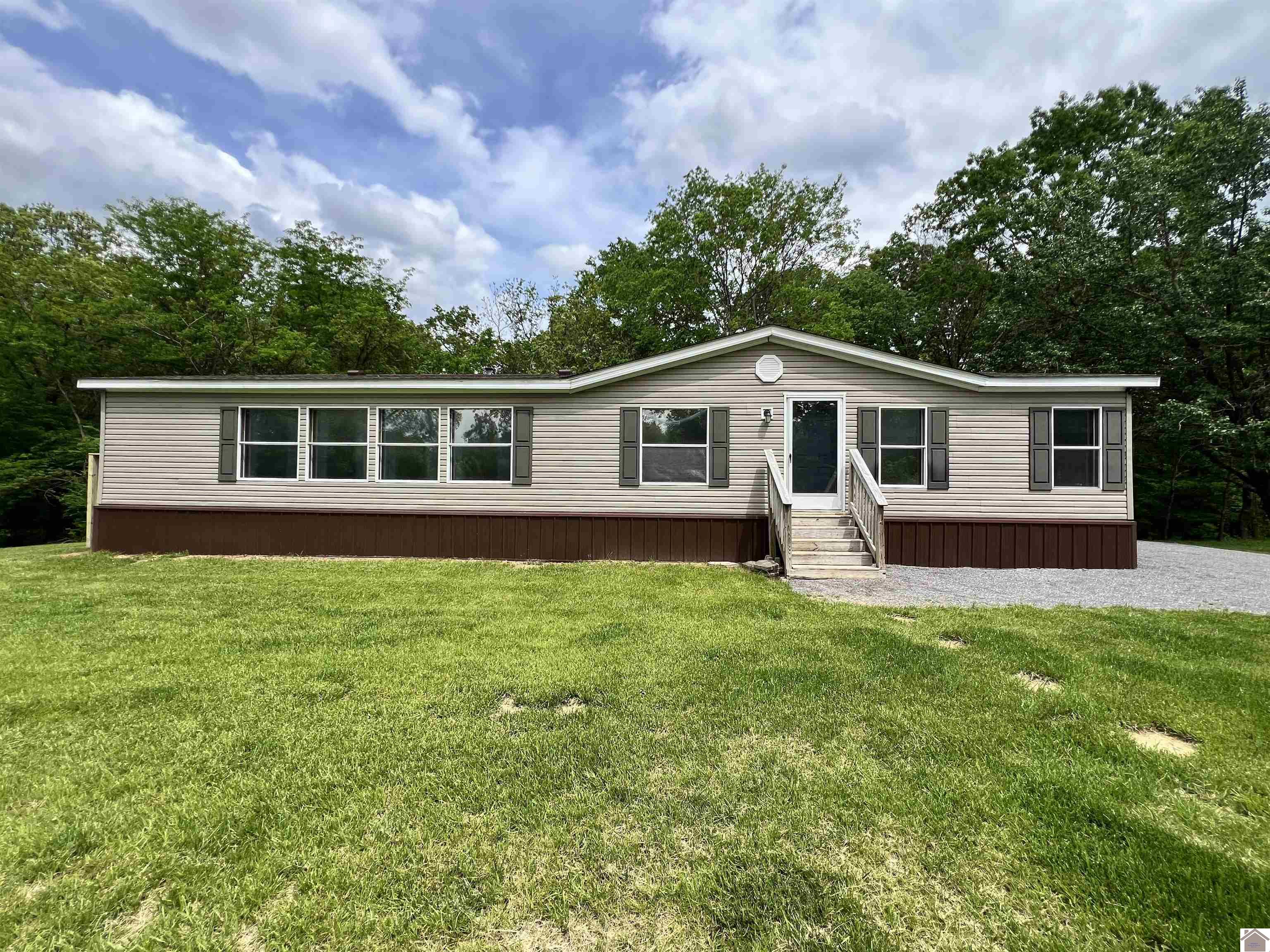 5392 New Providence Road Property Photo 1
