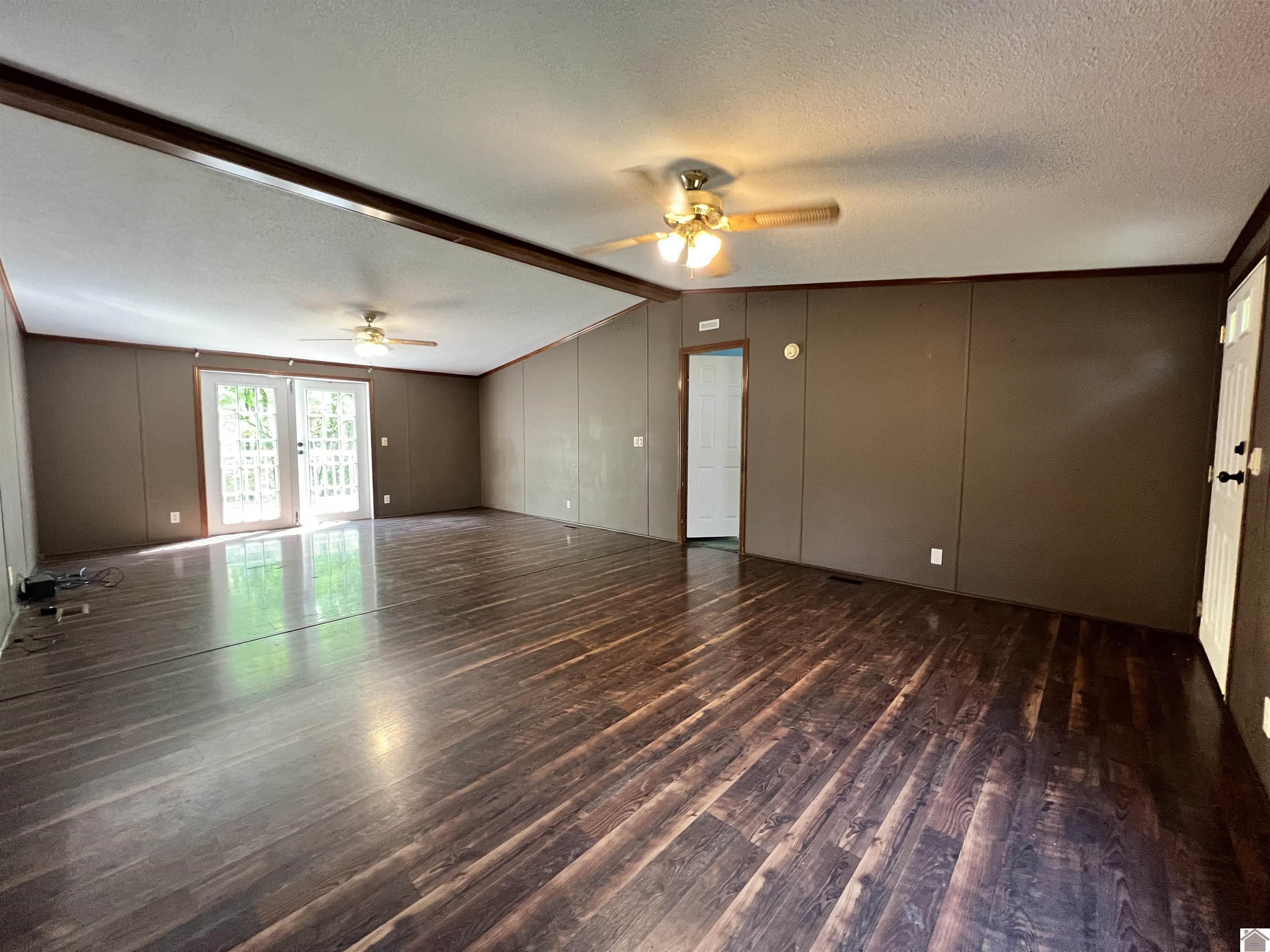 5392 New Providence Road Property Photo 3