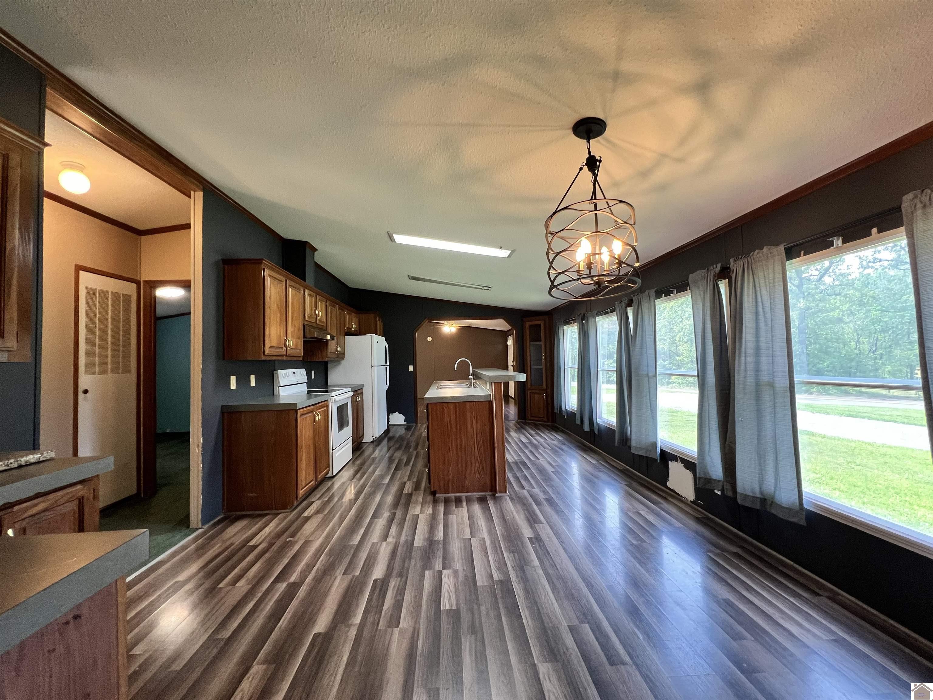 5392 New Providence Road Property Photo 5
