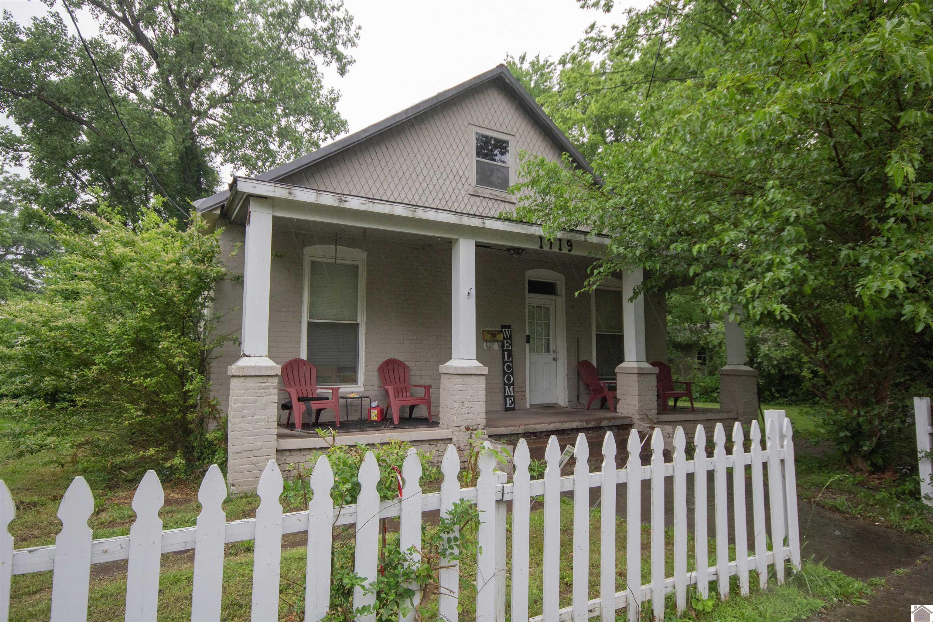 1719 Broad St Property Photo 1
