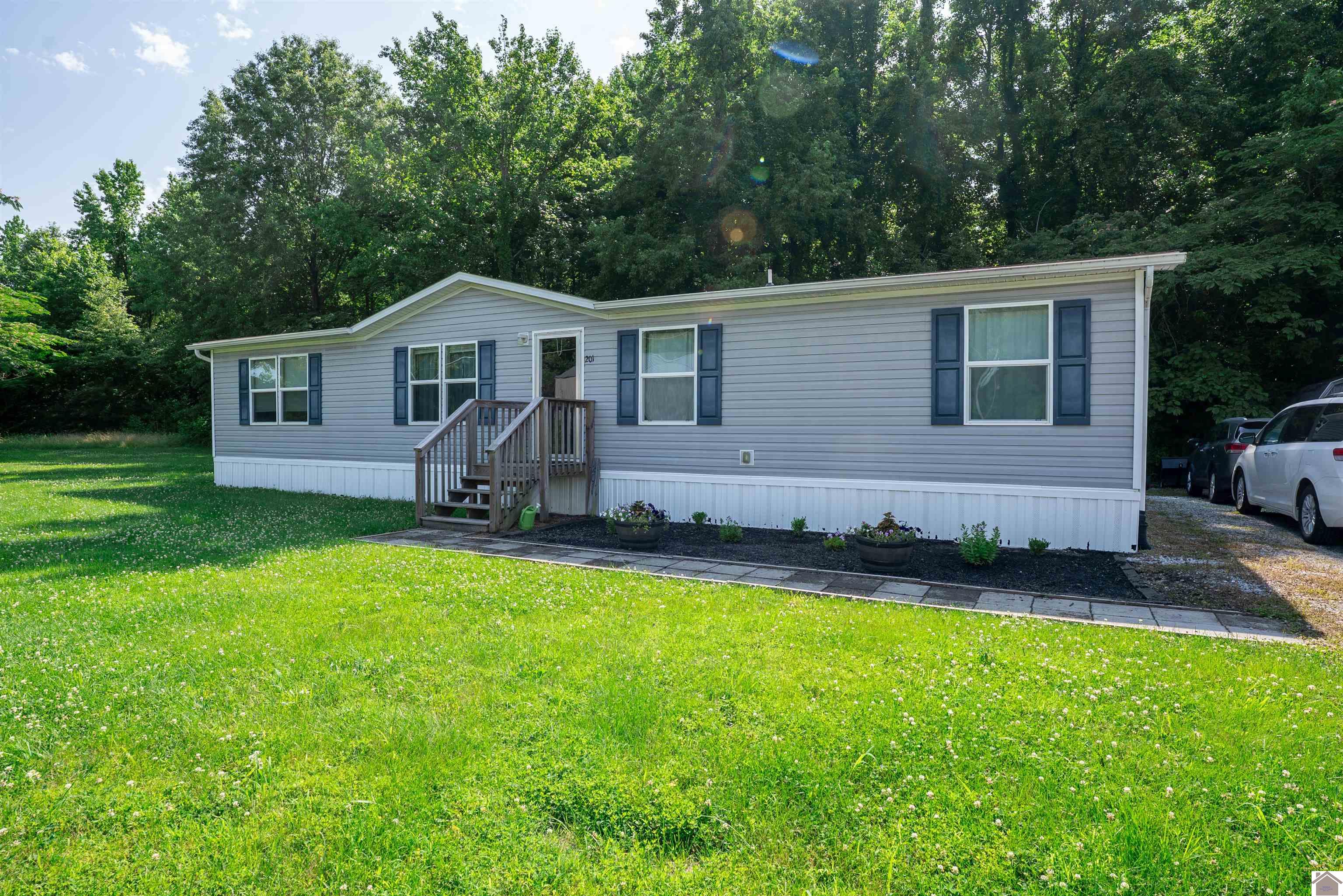 201 Ball Park Loop Property Photo 1