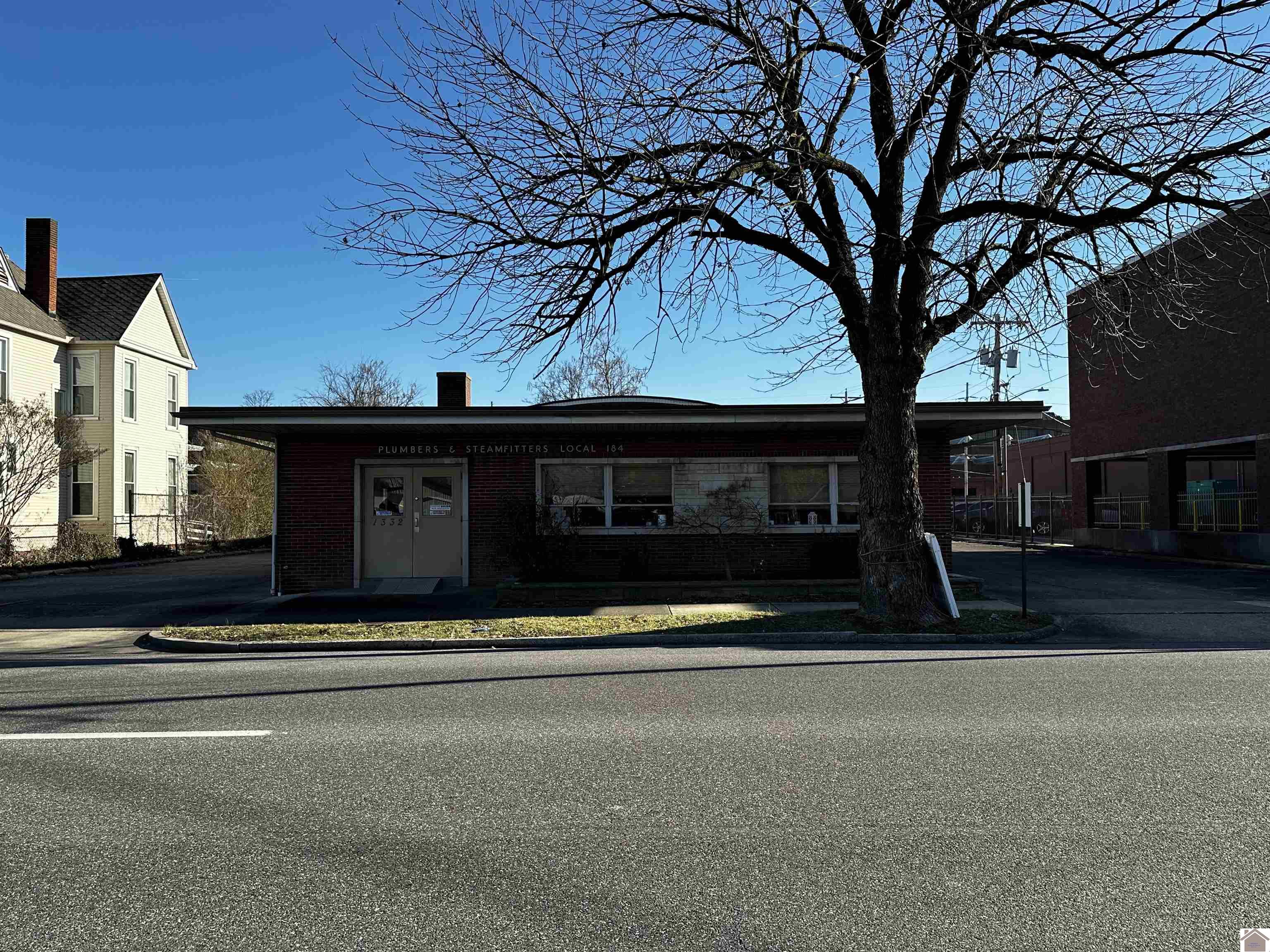 1332 Broadway Property Photo 1
