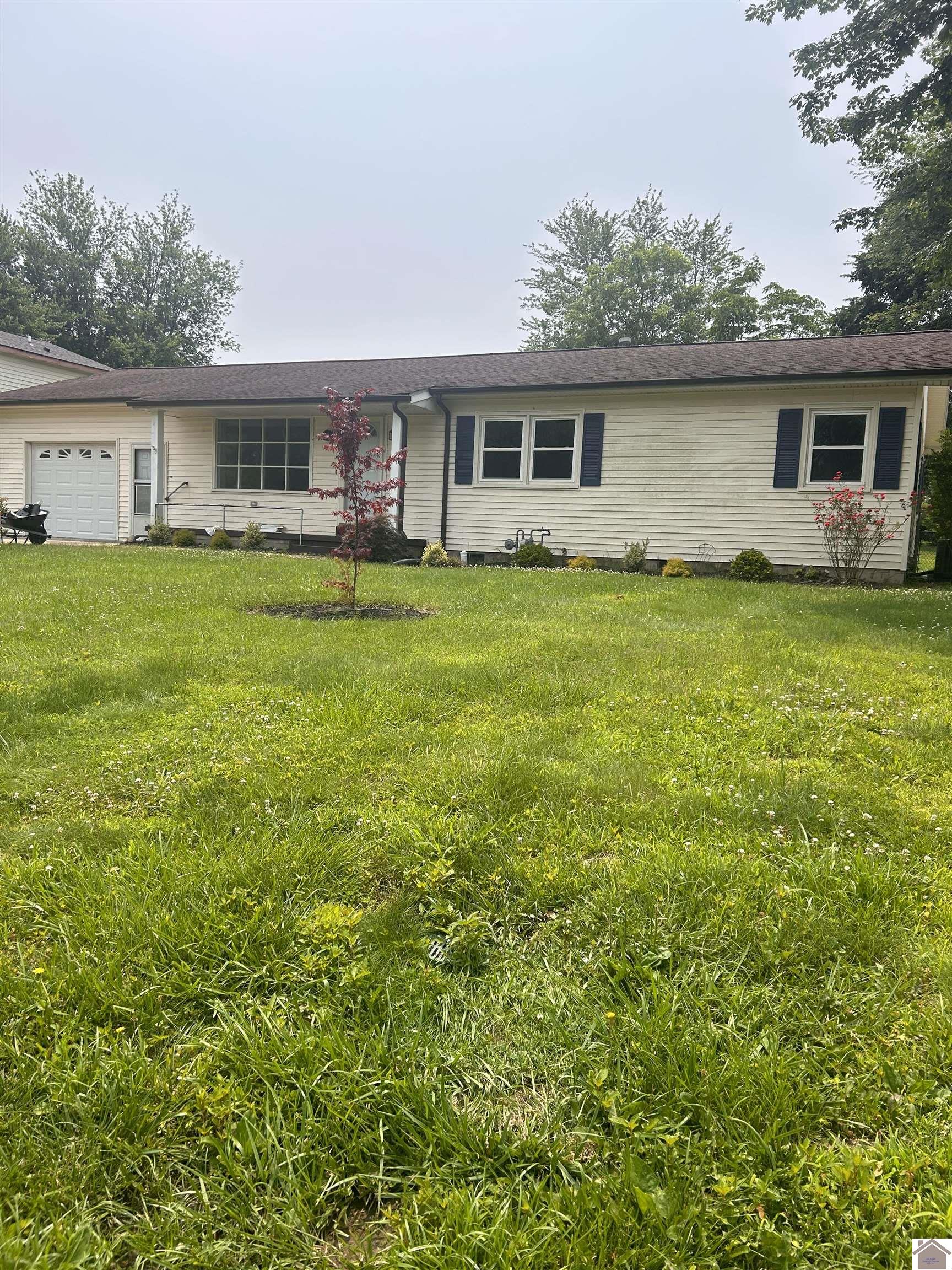 160 Kimberly Drive Property Photo 1