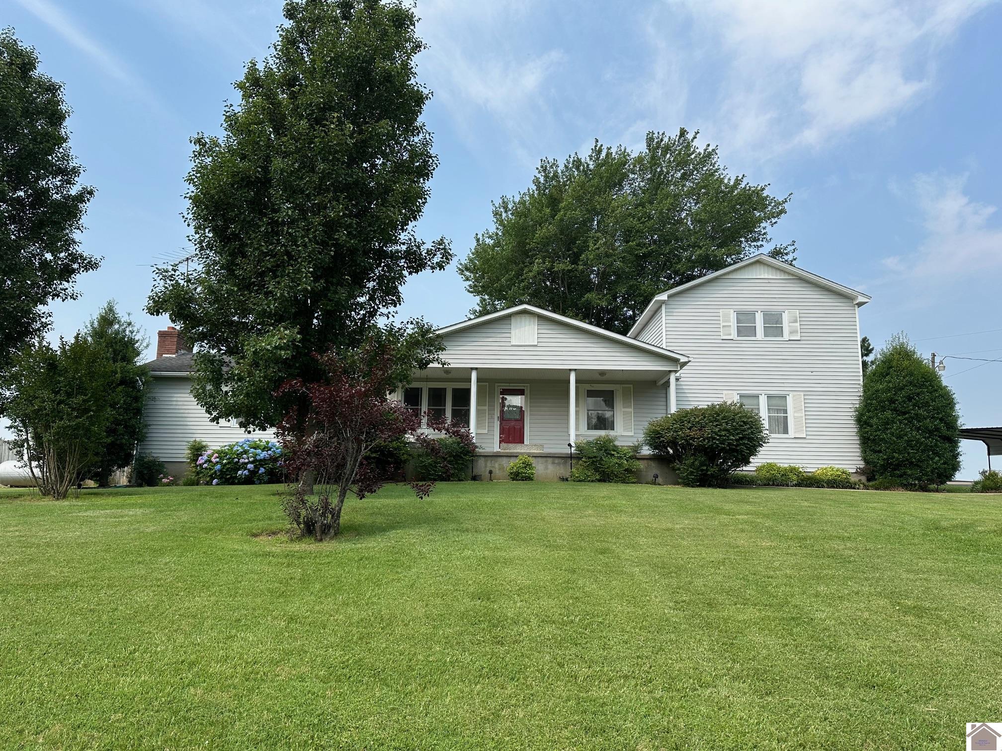 1453 State Route 440 Property Photo 1