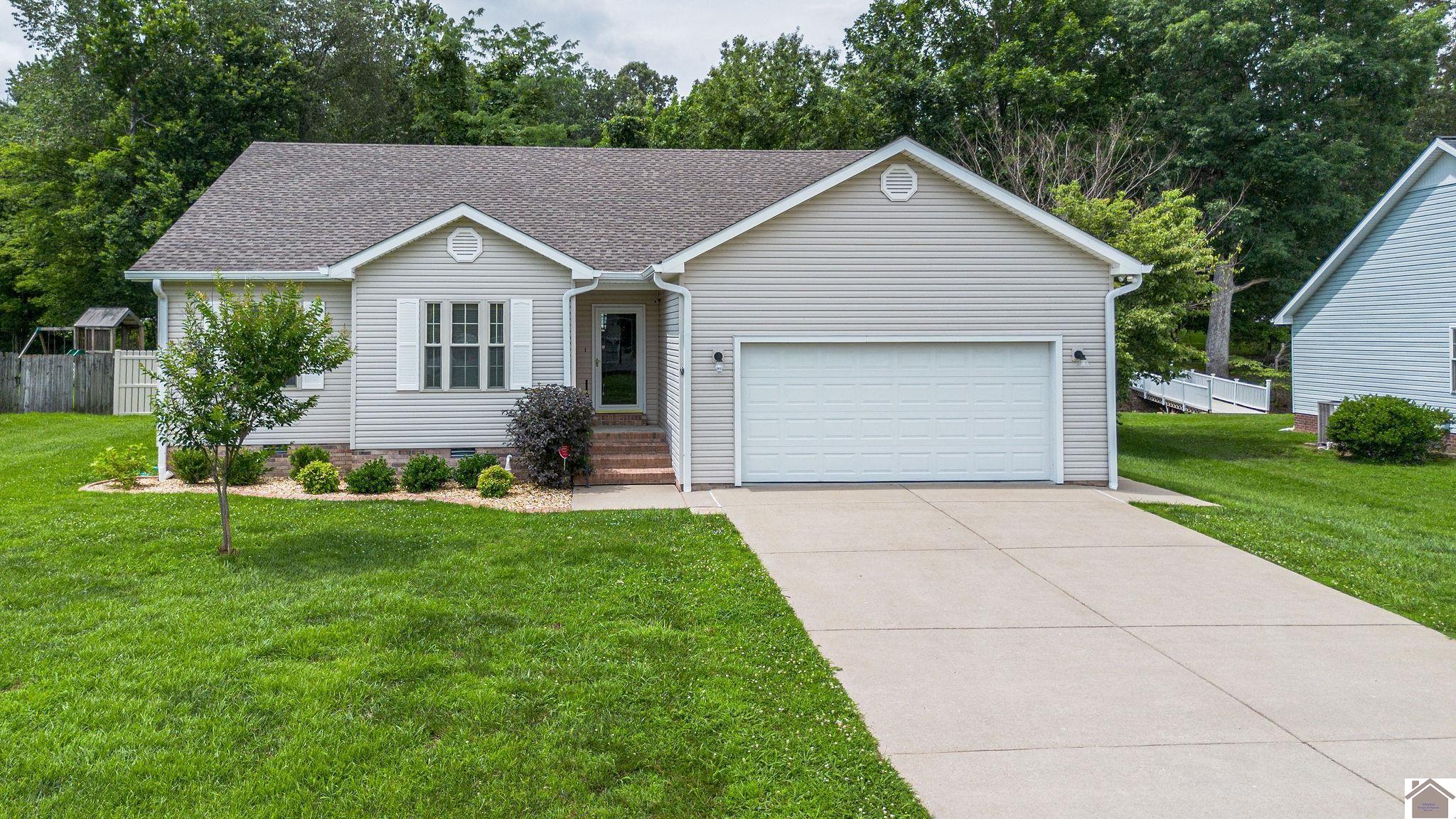 130 Jolee Way Property Photo 1