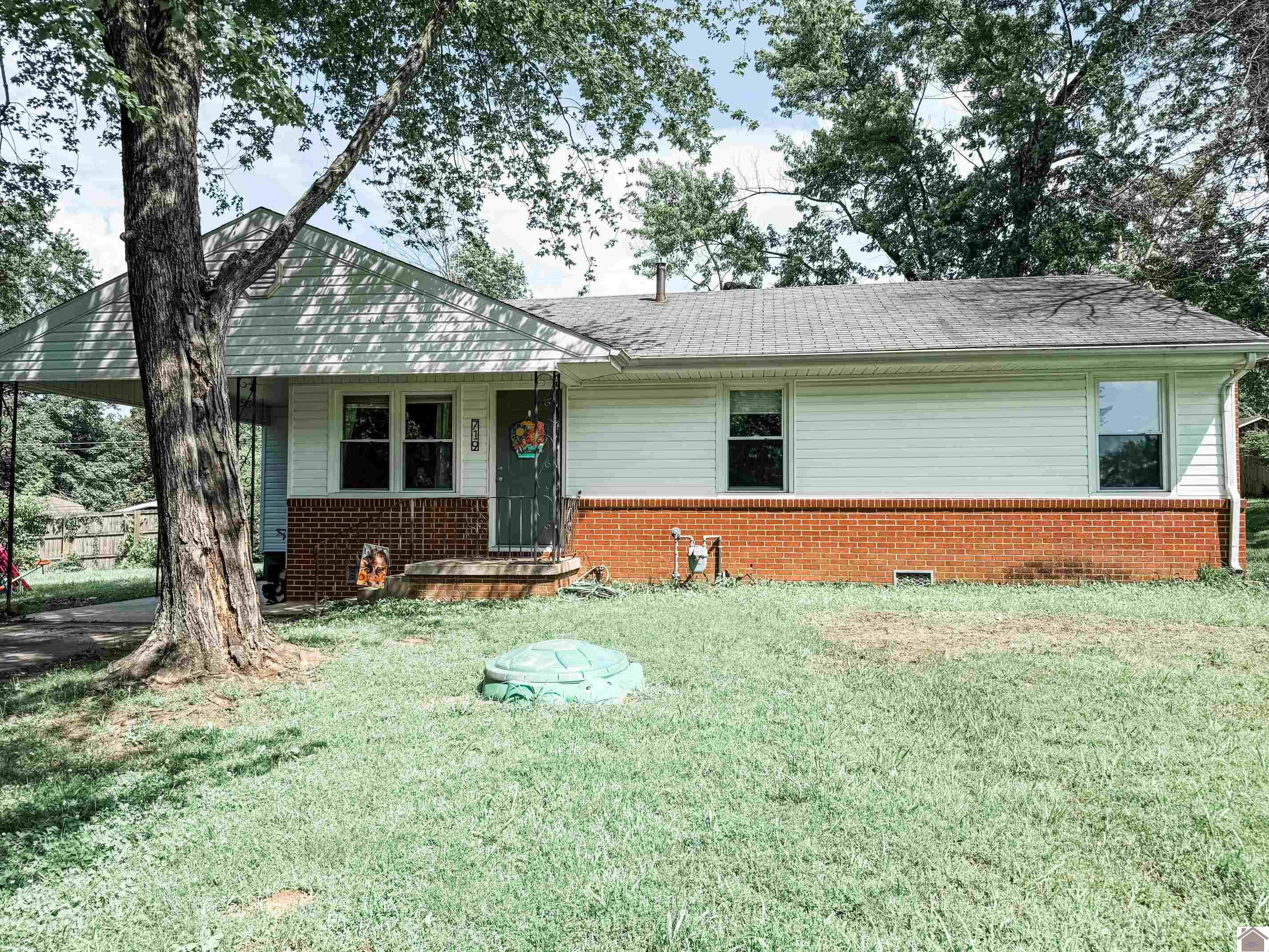 719 Elder Street Property Photo 1