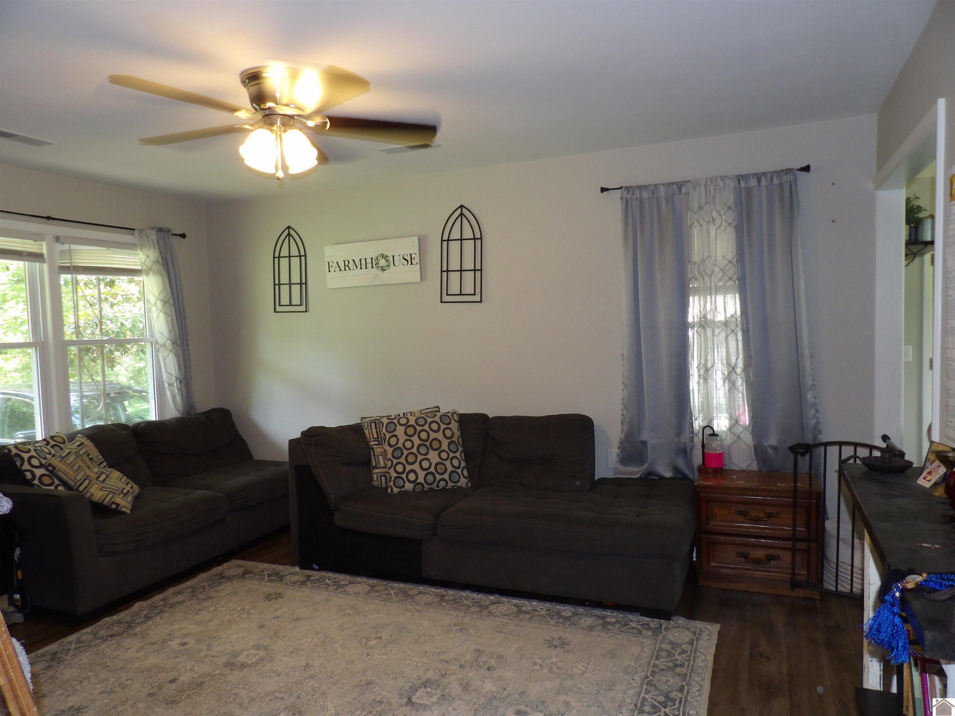 719 Elder Street Property Photo 5