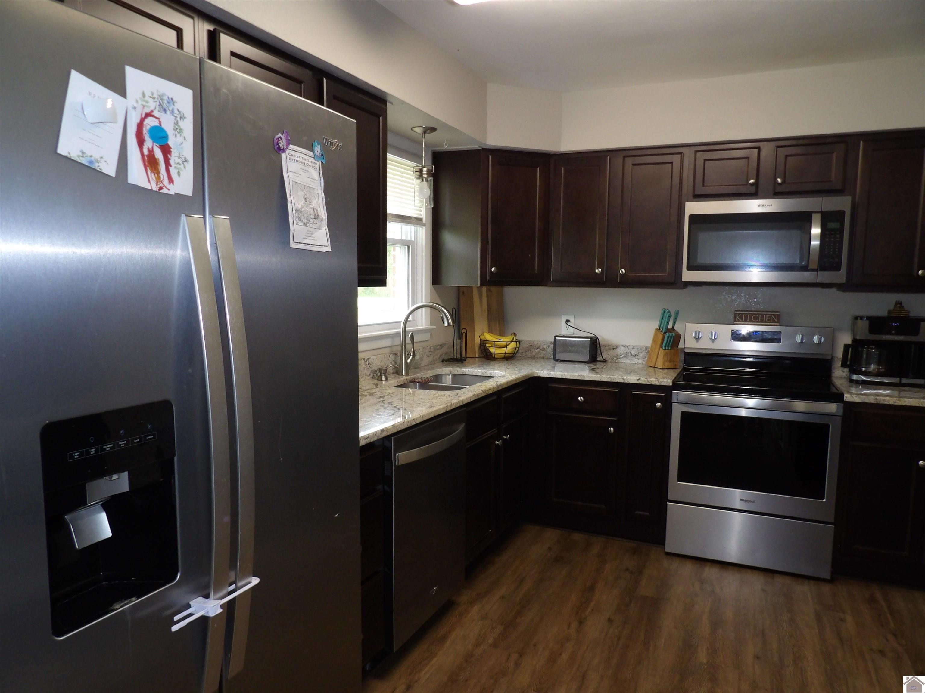 719 Elder Street Property Photo 12