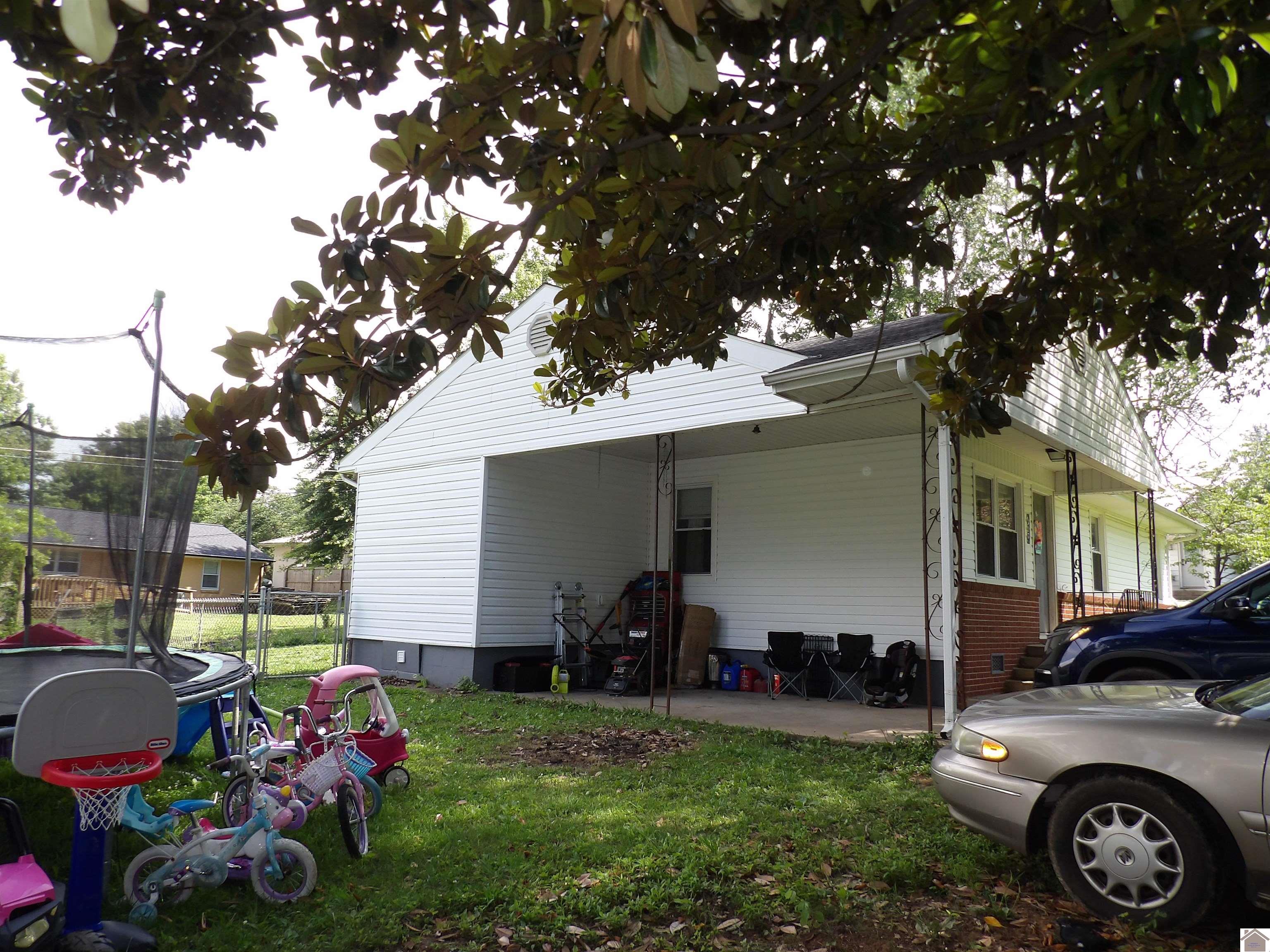 719 Elder Street Property Photo 29