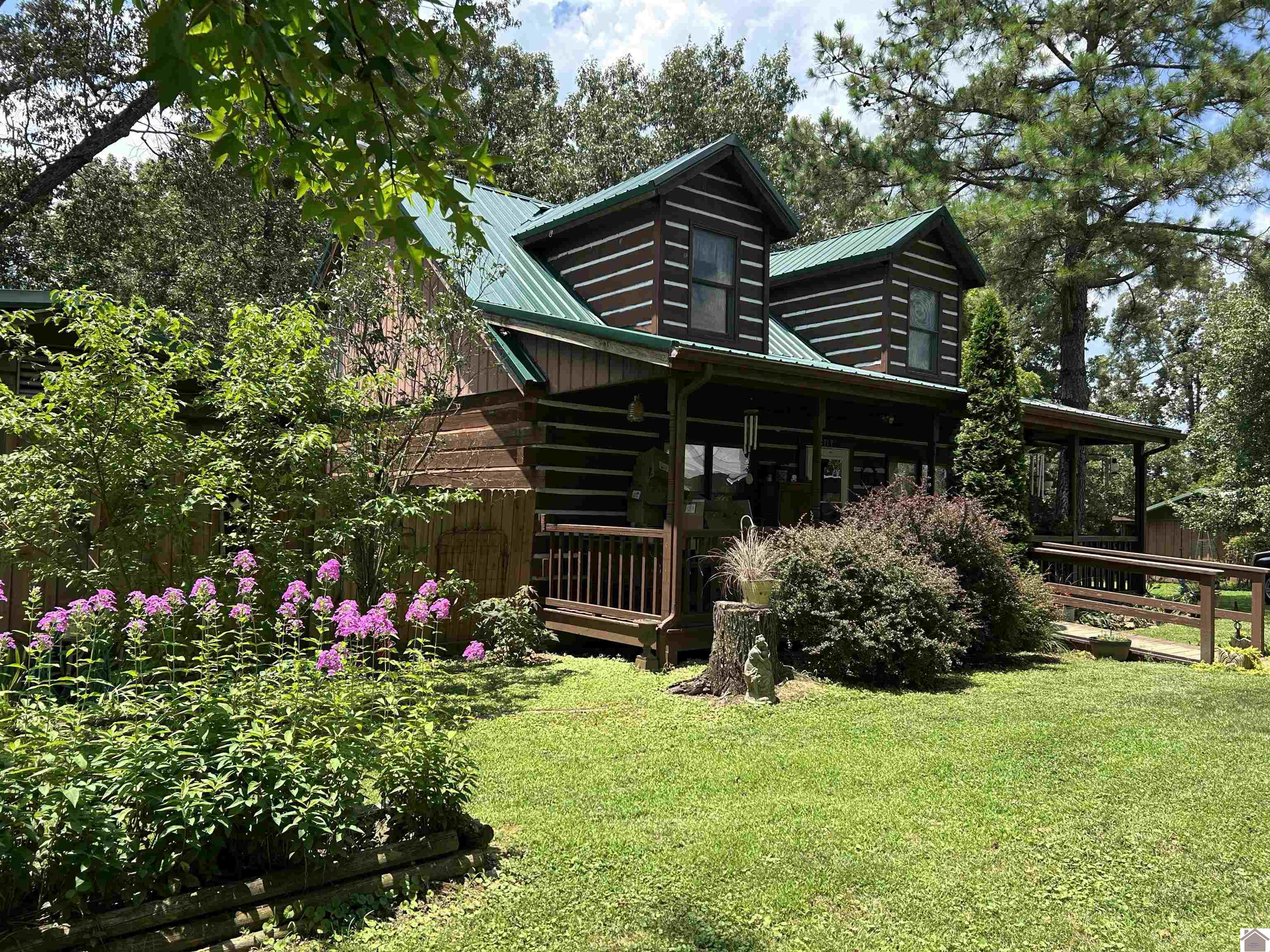 713 Sugar Creek Church Rd Property Photo 1