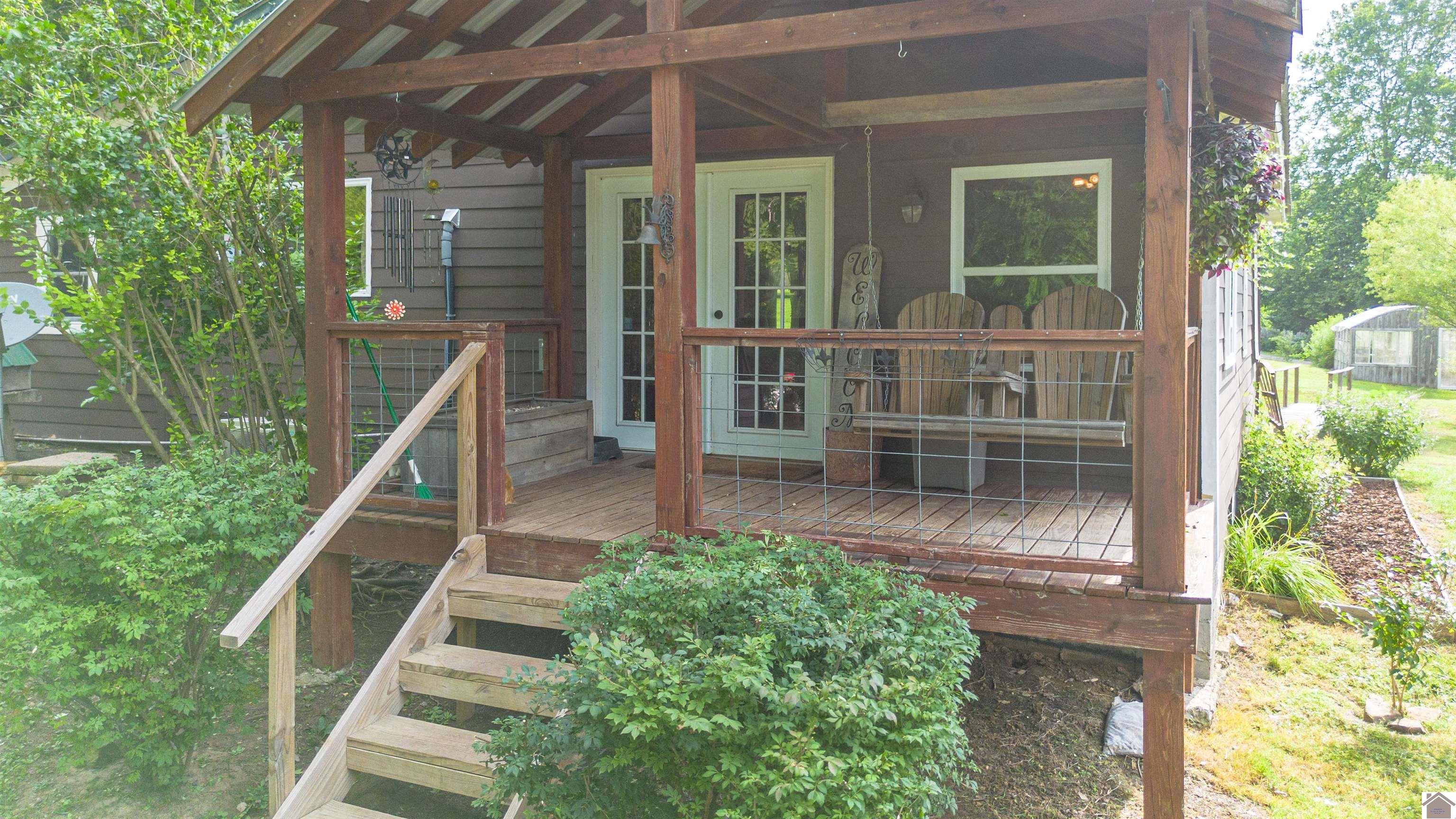 353 Creswell Rd. Property Photo 5