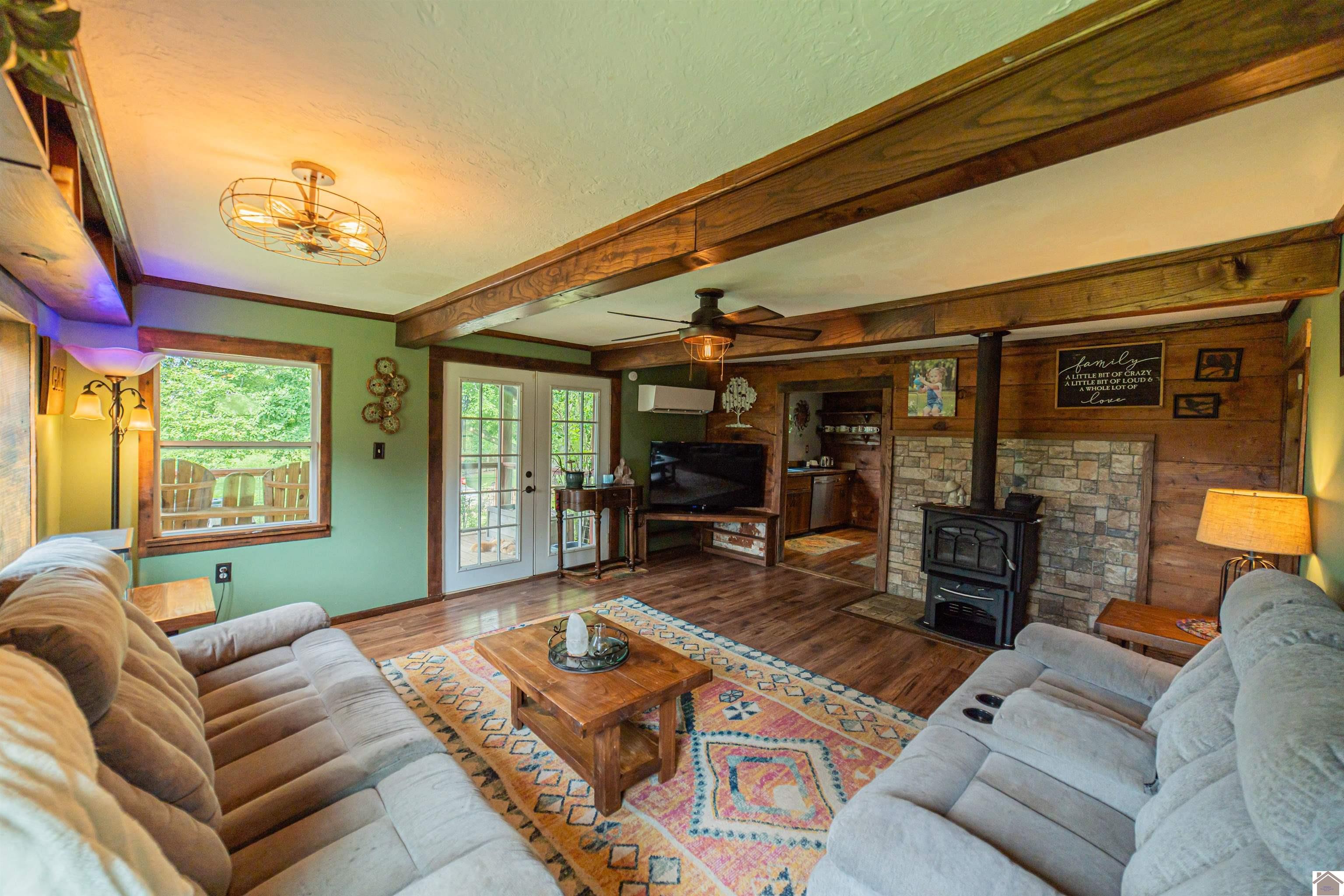 353 Creswell Rd. Property Photo 8