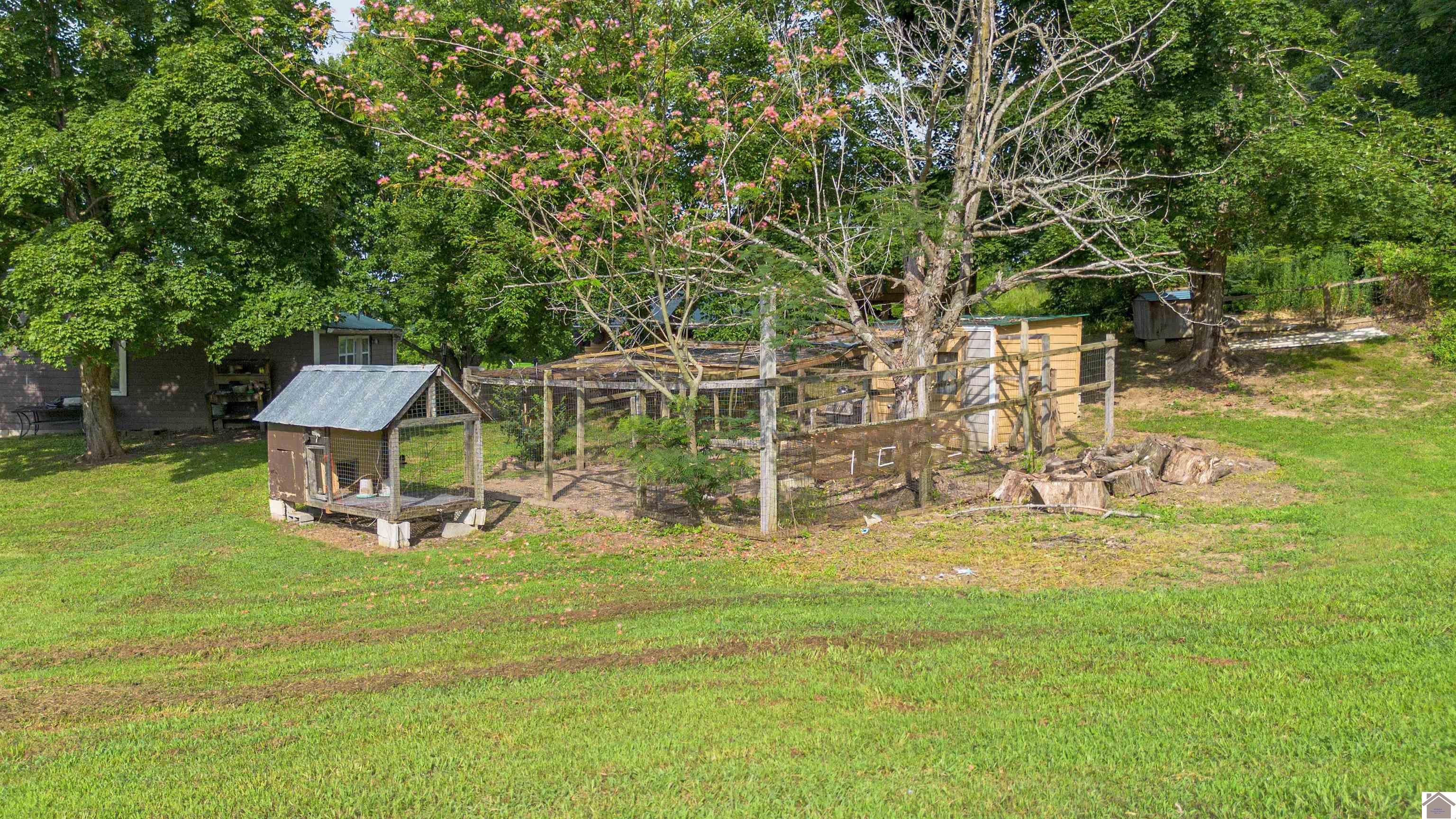 353 Creswell Rd. Property Photo 29