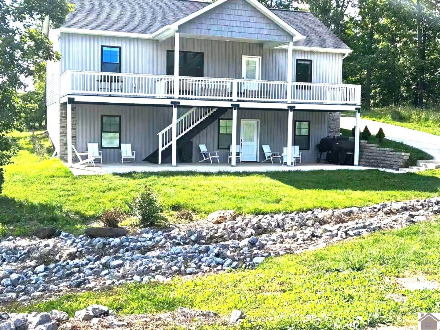 65 Vista Dr Property Photo 1
