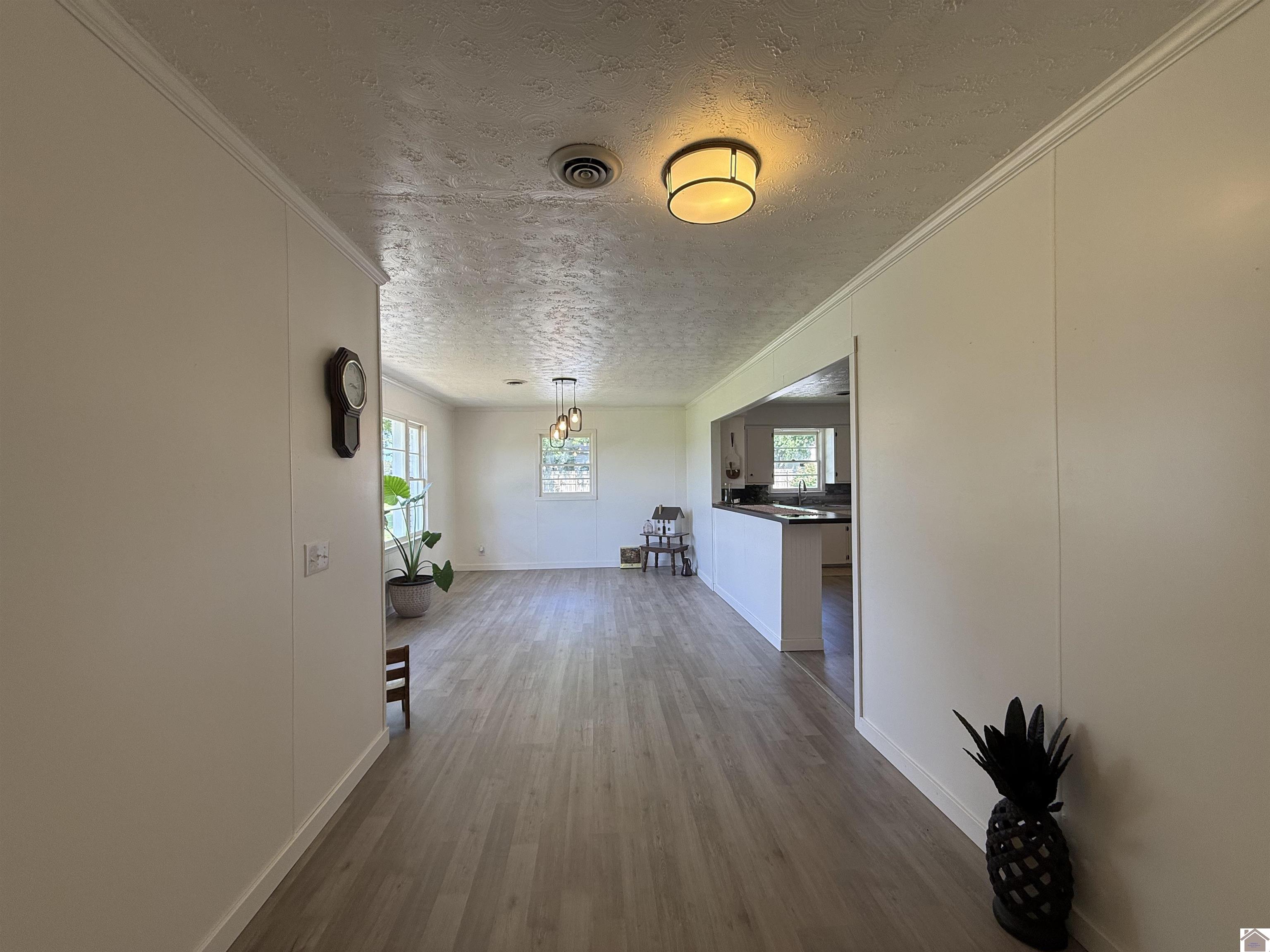 9833 State Route 121 North Property Photo 14