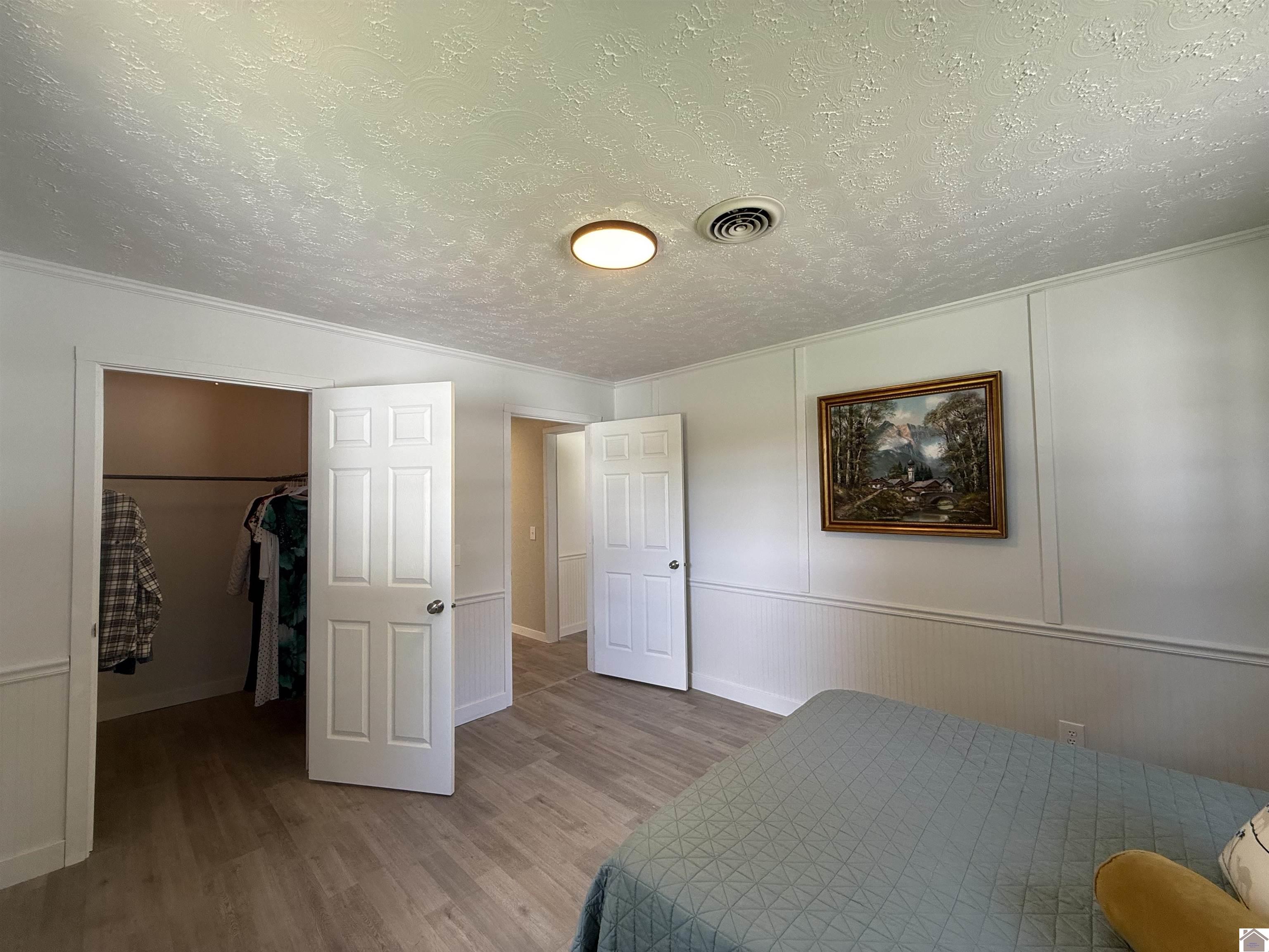 9833 State Route 121 North Property Photo 18
